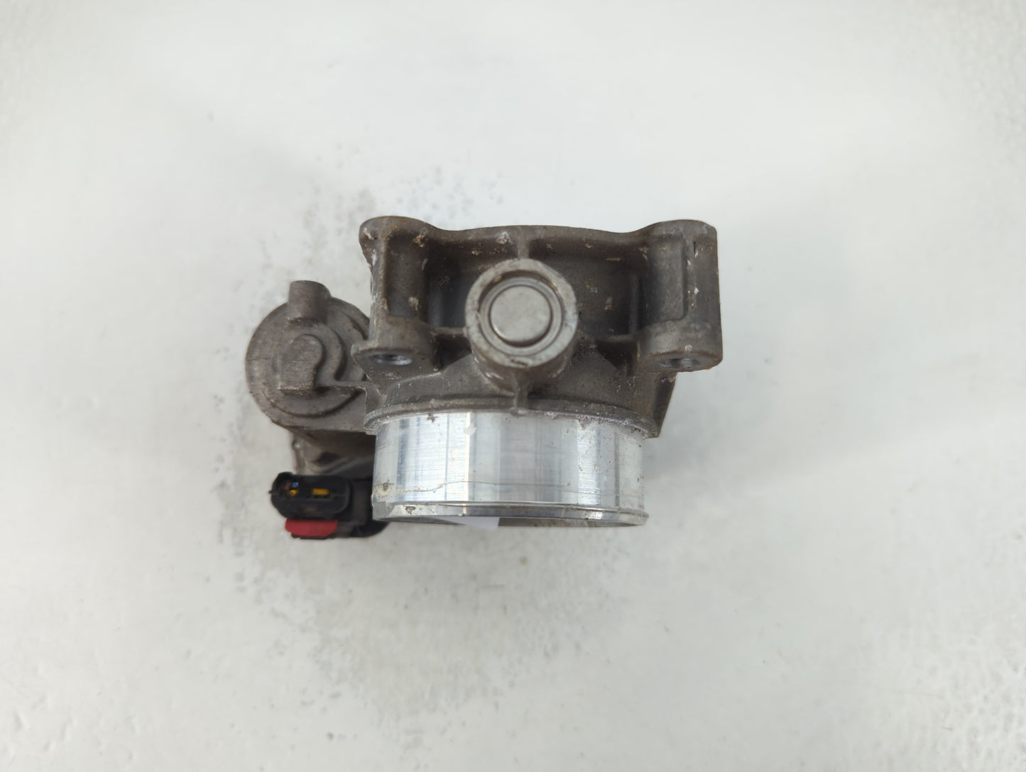 2013-2015 Chevrolet Malibu Throttle Body P/N:12627217DA Fits Fits 2013 2014 2015 2017 2018 2019 2020 OEM Used Auto Parts - O
