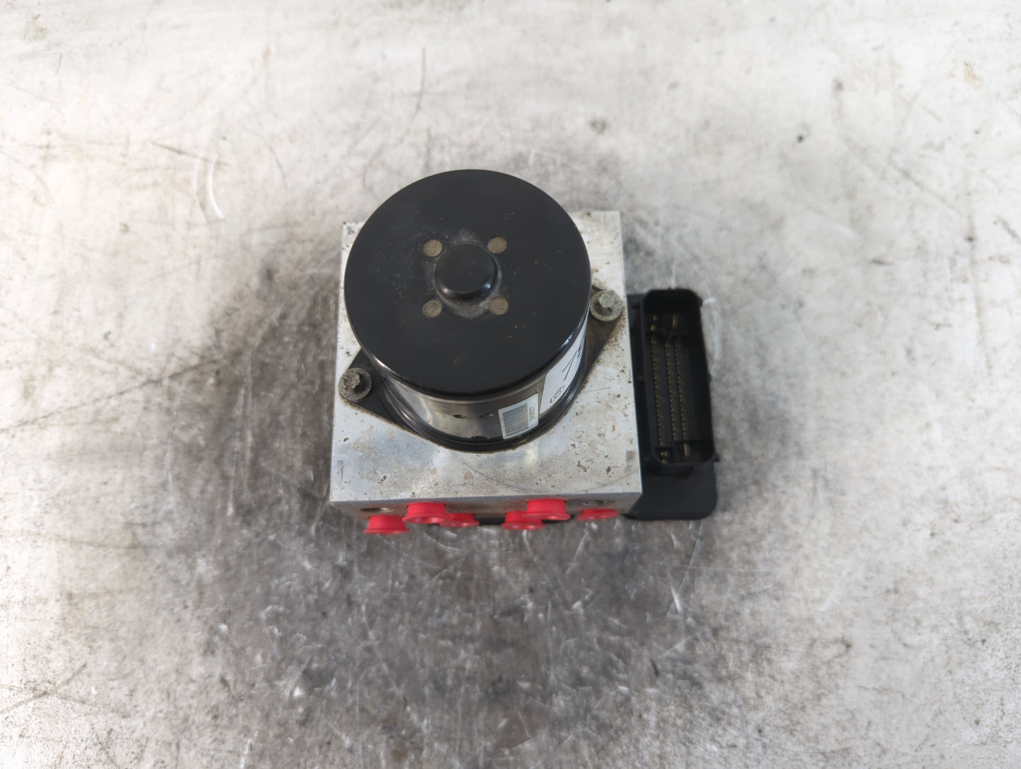 2013-2016 Chevrolet Malibu ABS Pump Control Module Replacement P/N:22863598 Fits Fits 2012 2013 2014 2015 2016 OEM Used Auto