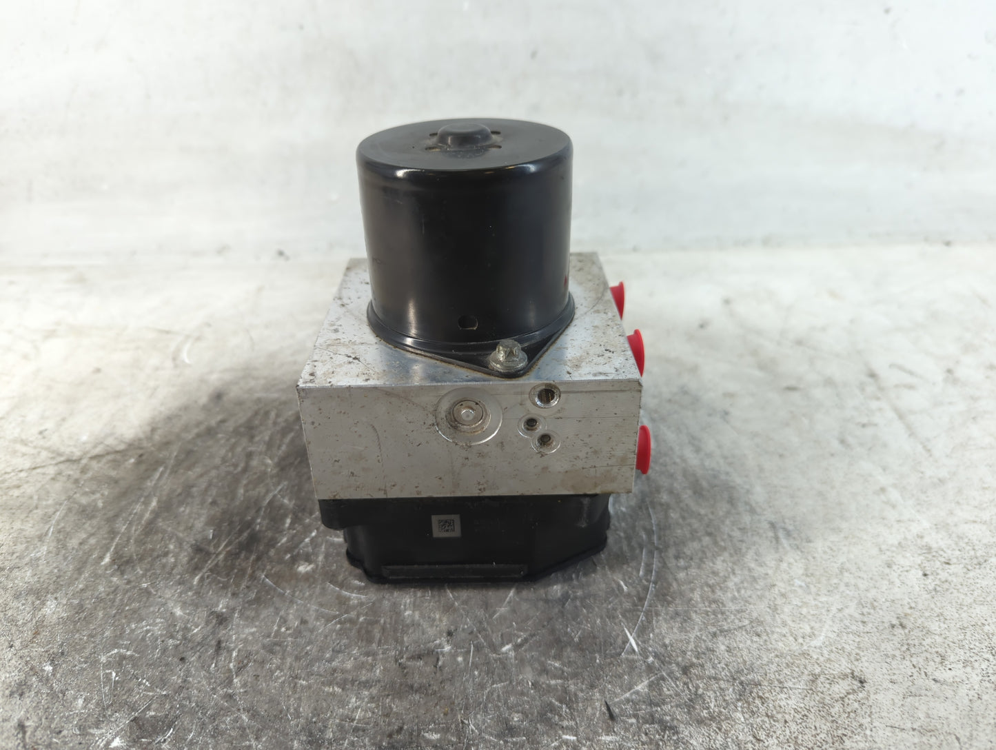 2013-2016 Chevrolet Malibu ABS Pump Control Module Replacement P/N:22863598 Fits Fits 2012 2013 2014 2015 2016 OEM Used Auto
