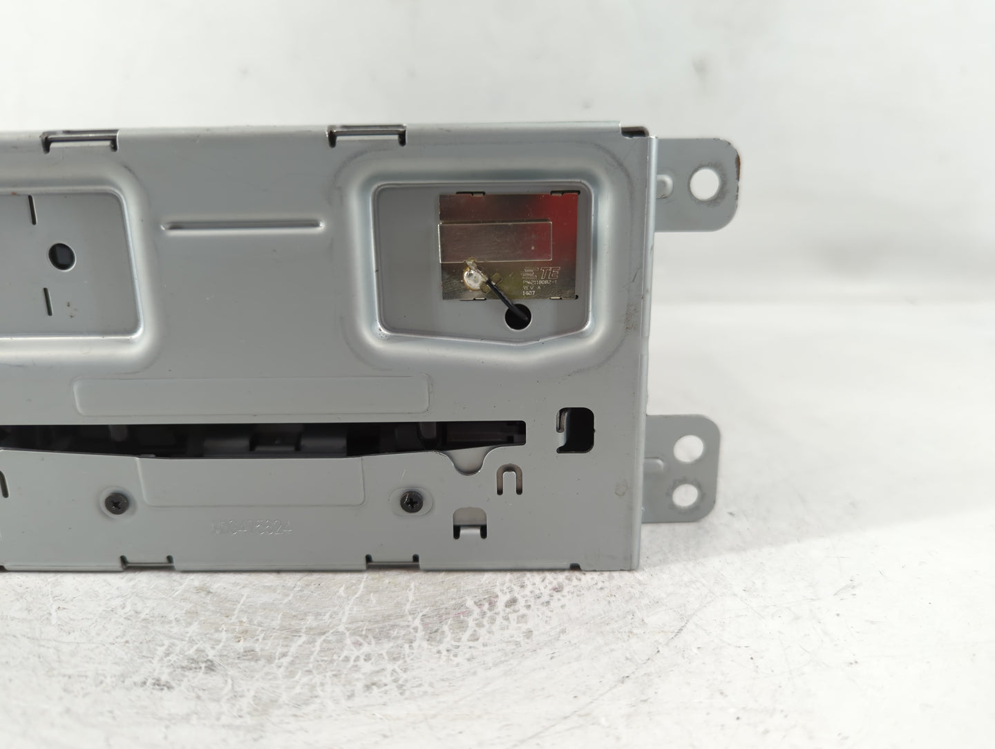 2014-2016 Chevrolet Malibu Radio AM FM Cd Player Receiver Replacement P/N:23495272 Fits Fits 2014 2015 2016 OEM Used Auto Pa