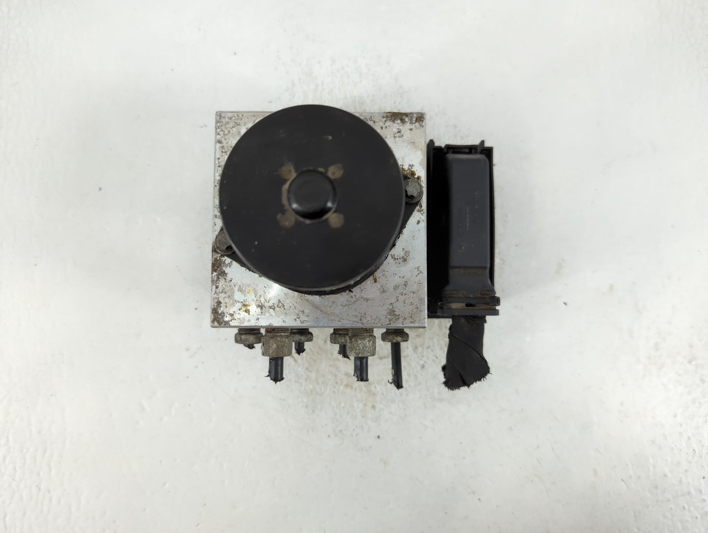 2013-2016 Chevrolet Malibu ABS Pump Control Module Replacement P/N:22863598 Fits Fits 2012 2013 2014 2015 2016 OEM Used Auto