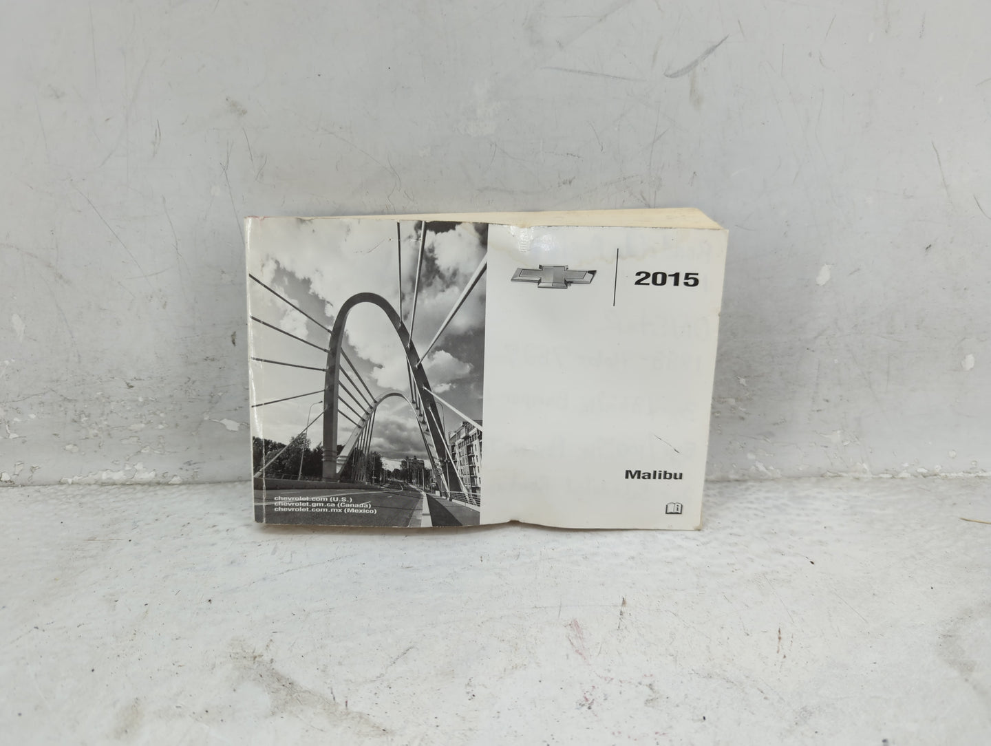 2015 Chevrolet Malibu Owners Manual Book Guide OEM Used Auto Parts - Oemusedautoparts1.com