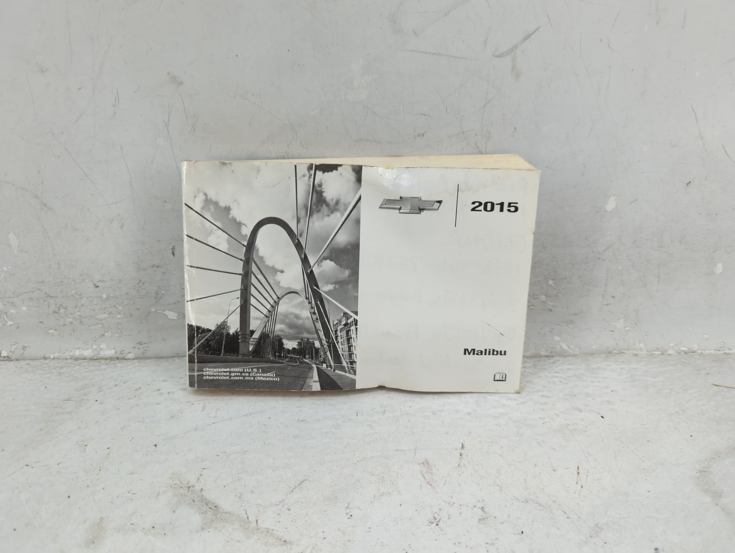 2015 Chevrolet Malibu Owners Manual Book Guide OEM Used Auto Parts - Oemusedautoparts1.com