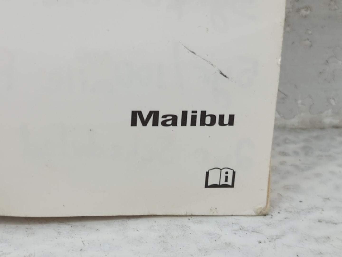 2015 Chevrolet Malibu Owners Manual Book Guide OEM Used Auto Parts - Oemusedautoparts1.com