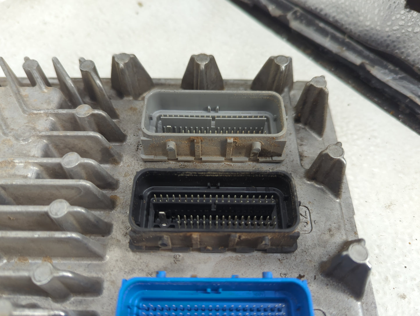 2014-2016 Chevrolet Silverado PCM Engine Control Computer ECU ECM PCU OEM P/N:12669611 12669318 Fits Fits 2014 2015 2016 OEM