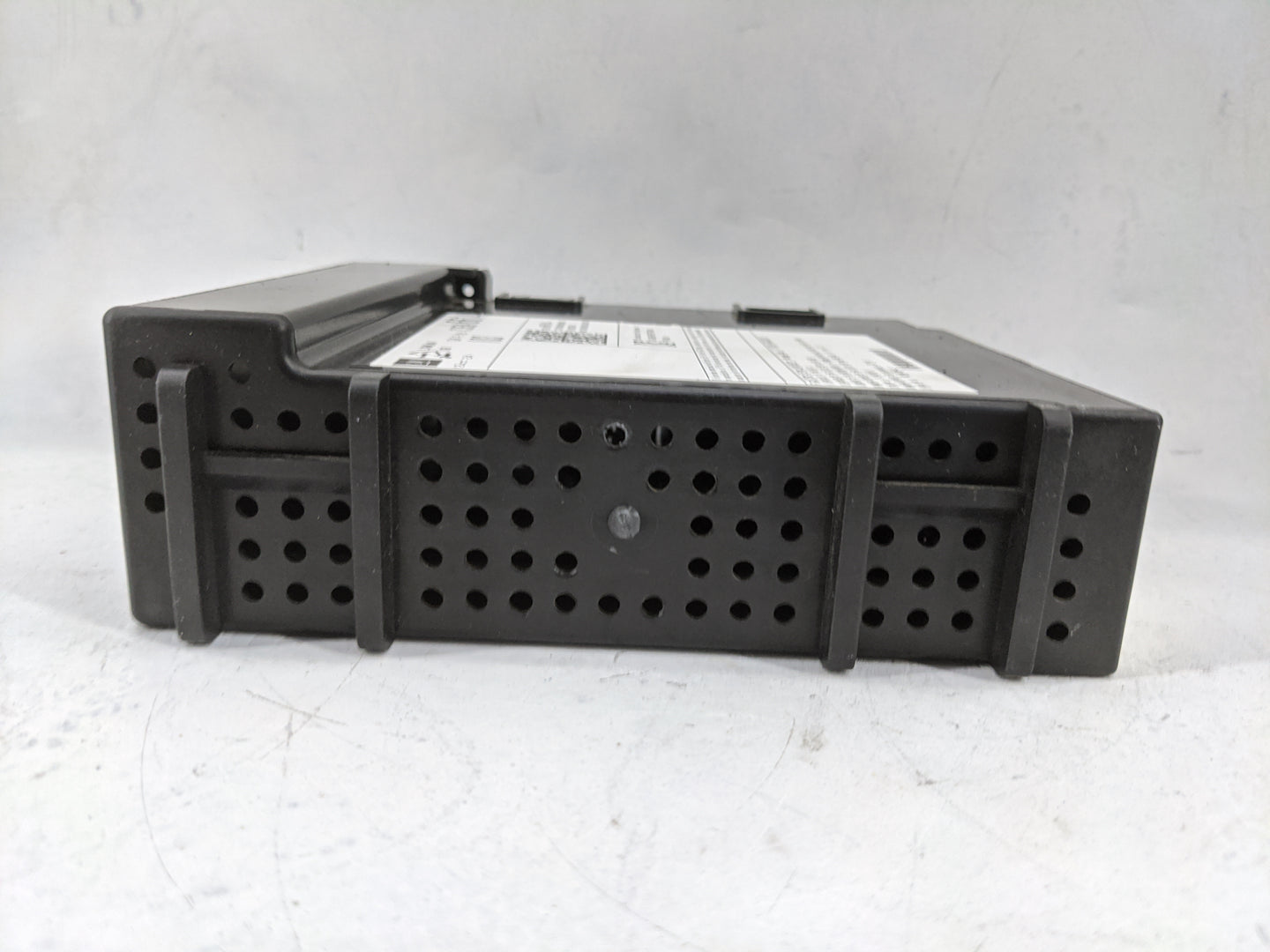 2015 Chevrolet Silverado Radio AM FM Cd Player Receiver Replacement P/N:13596614 111000-5640C101 Fits OEM Used Auto Parts - 