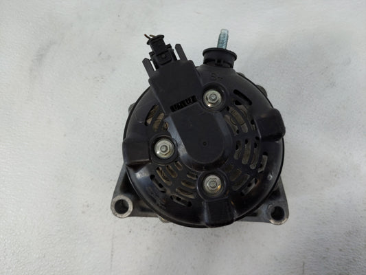 2014-2019 Chevrolet Silverado 1500 Alternator Replacement Generator Charging Assembly Engine OEM P/N:23487089 TN104211-8340 Fits OEM Used Auto Parts