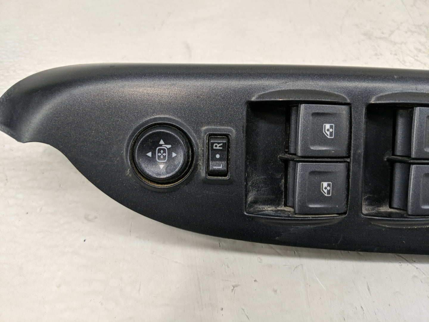 2014-2019 Chevrolet Silverado 1500 Master Power Window Switch Replacement Driver Side Left P/N:23427098 Fits OEM Used Auto P