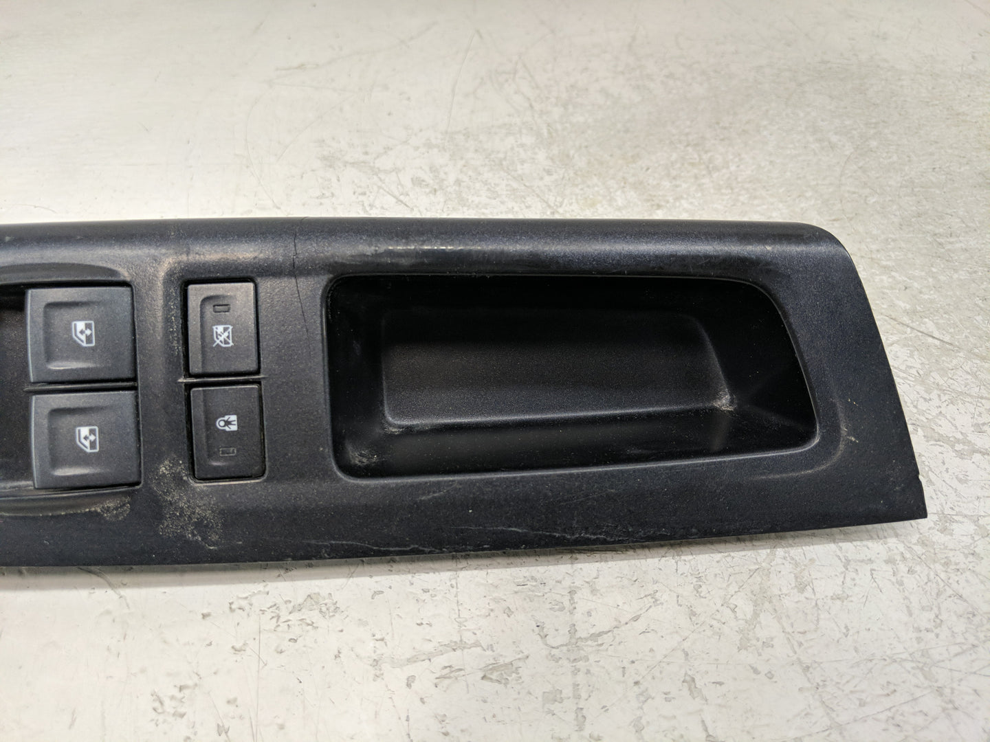 2014-2019 Chevrolet Silverado 1500 Master Power Window Switch Replacement Driver Side Left P/N:23427098 Fits OEM Used Auto P