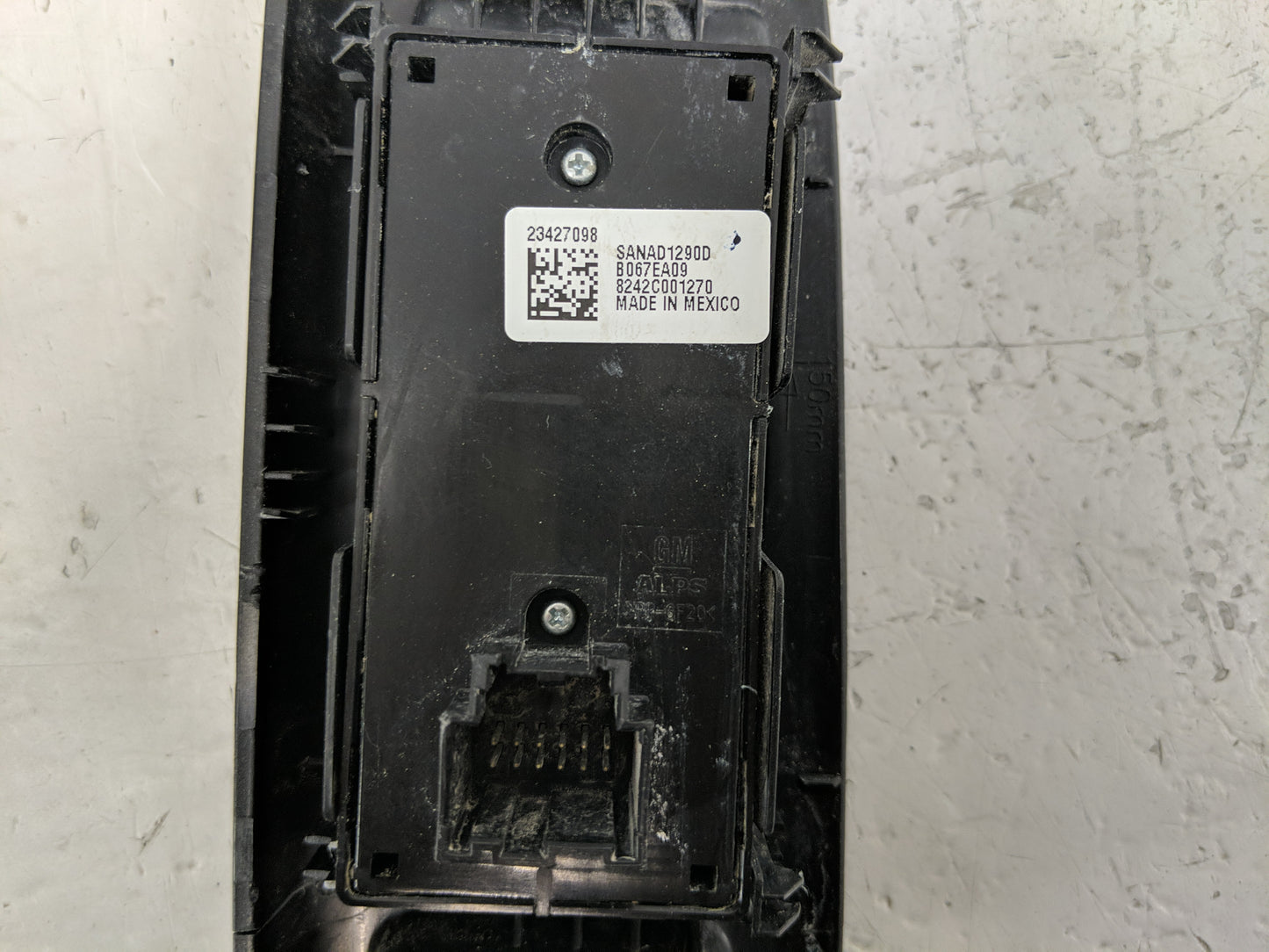 2014-2019 Chevrolet Silverado 1500 Master Power Window Switch Replacement Driver Side Left P/N:23427098 Fits OEM Used Auto P