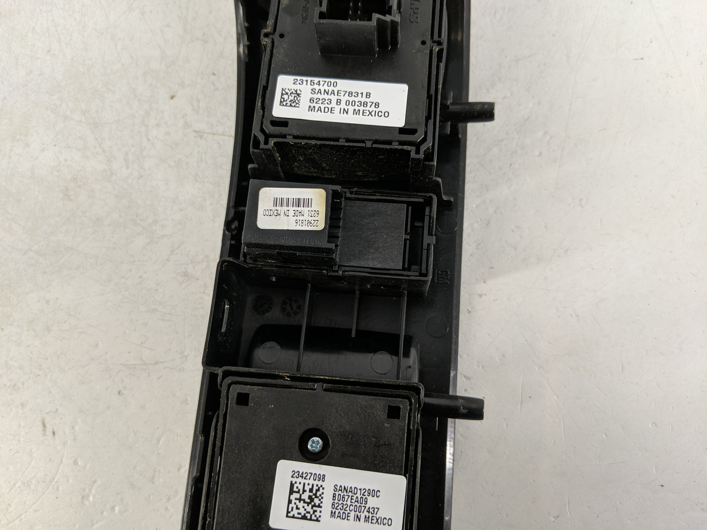 2014-2019 Chevrolet Silverado 1500 Master Power Window Switch Replacement Driver Side Left P/N:23427098 23154700 Fits OEM Us