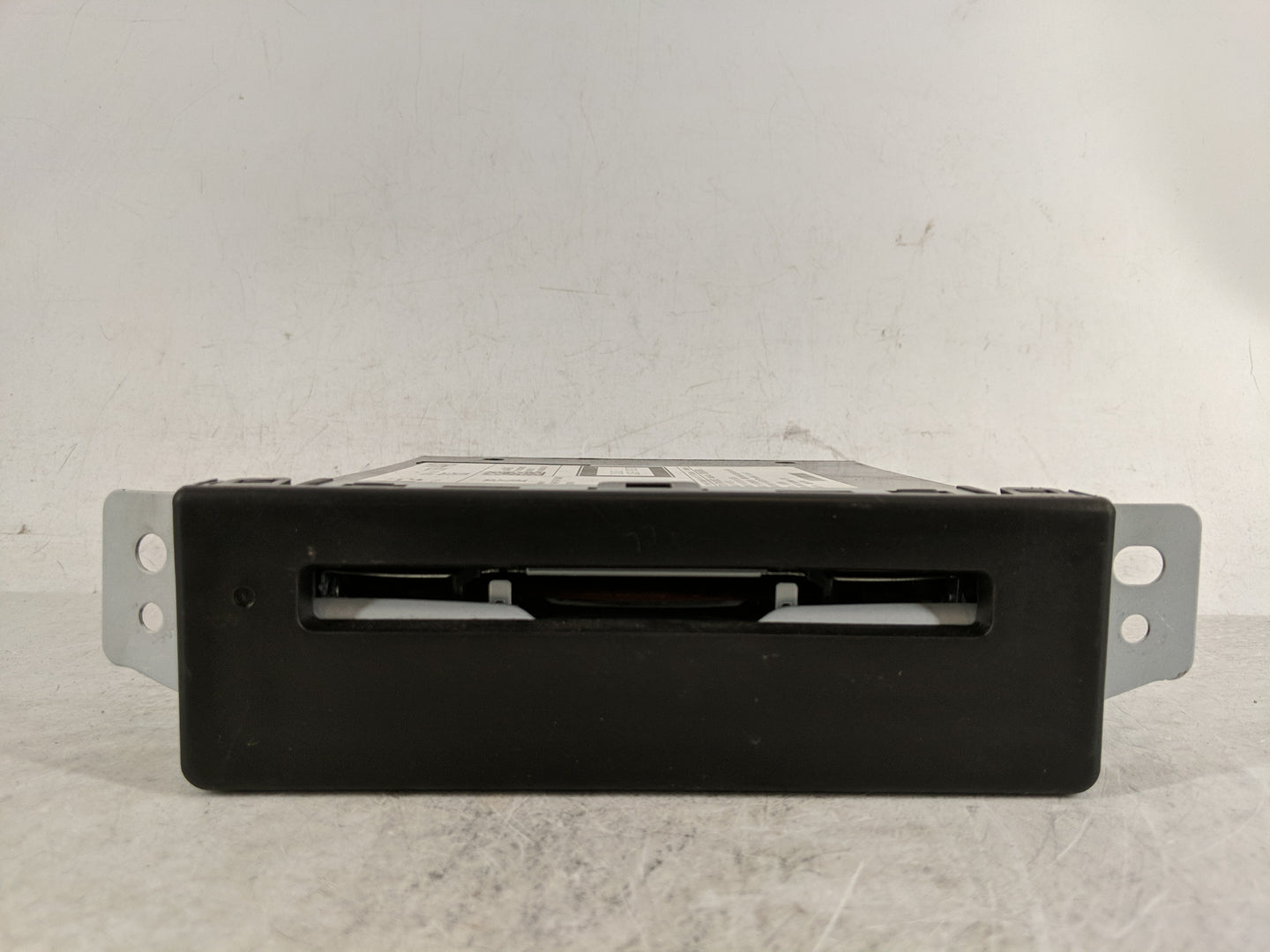2015-2019 Chevrolet Silverado 1500 Radio AM FM Cd Player Receiver Replacement P/N:13594481 Fits Fits 2015 2016 2017 2018 201