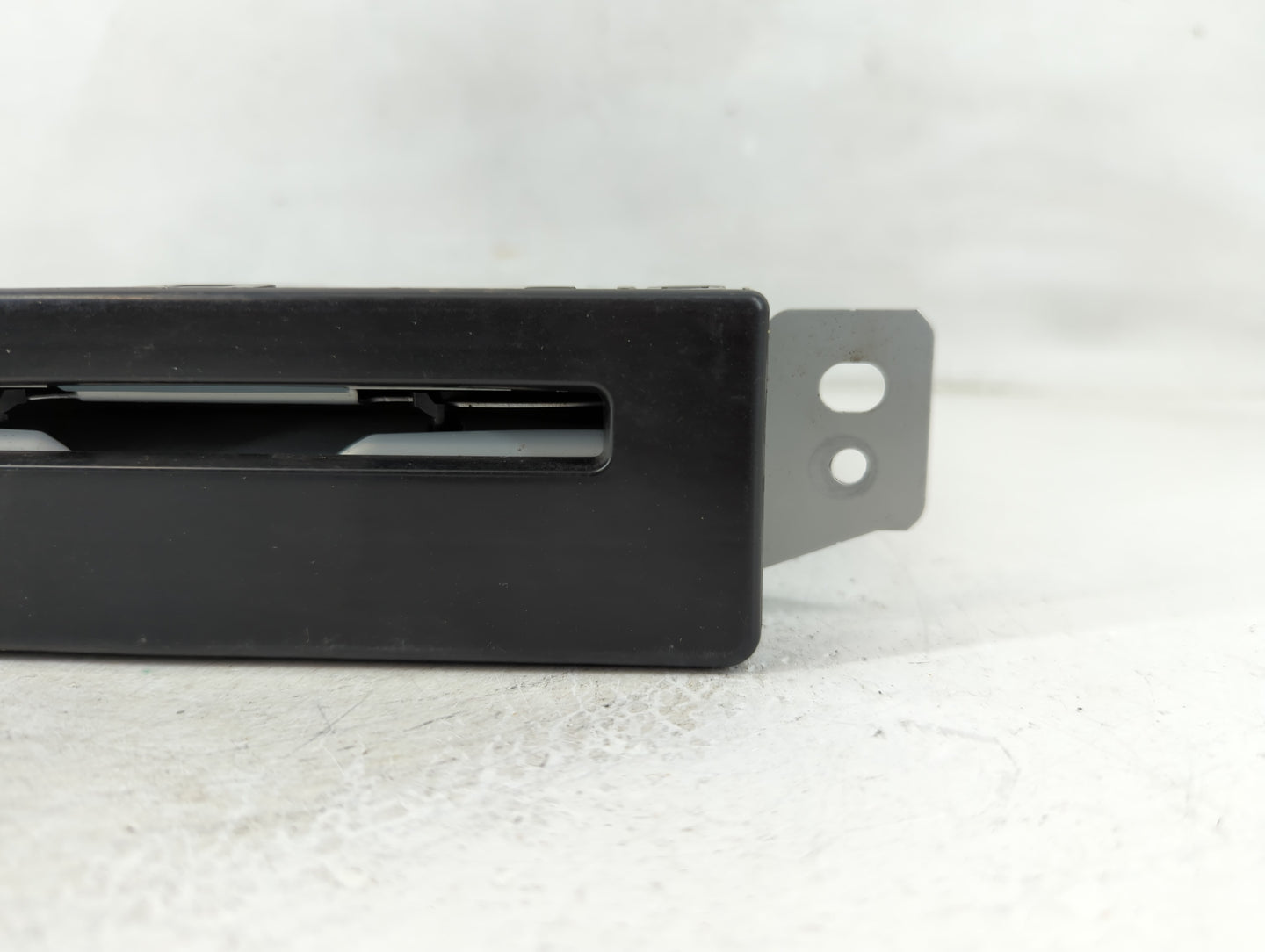 2015-2019 Chevrolet Silverado 1500 Radio AM FM Cd Player Receiver Replacement P/N:8401 6435 Fits OEM Used Auto Parts - Oemus