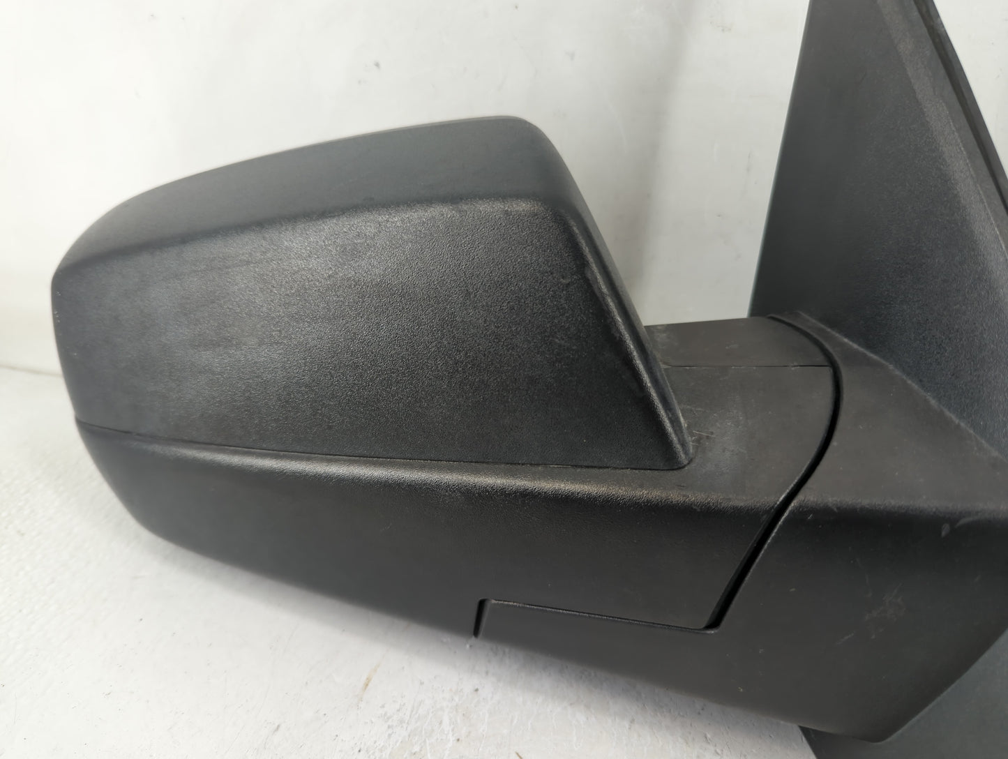 2014 Silverado 1500 Passenger Right Side View Manual Door Mirror - Oemusedautoparts1.com