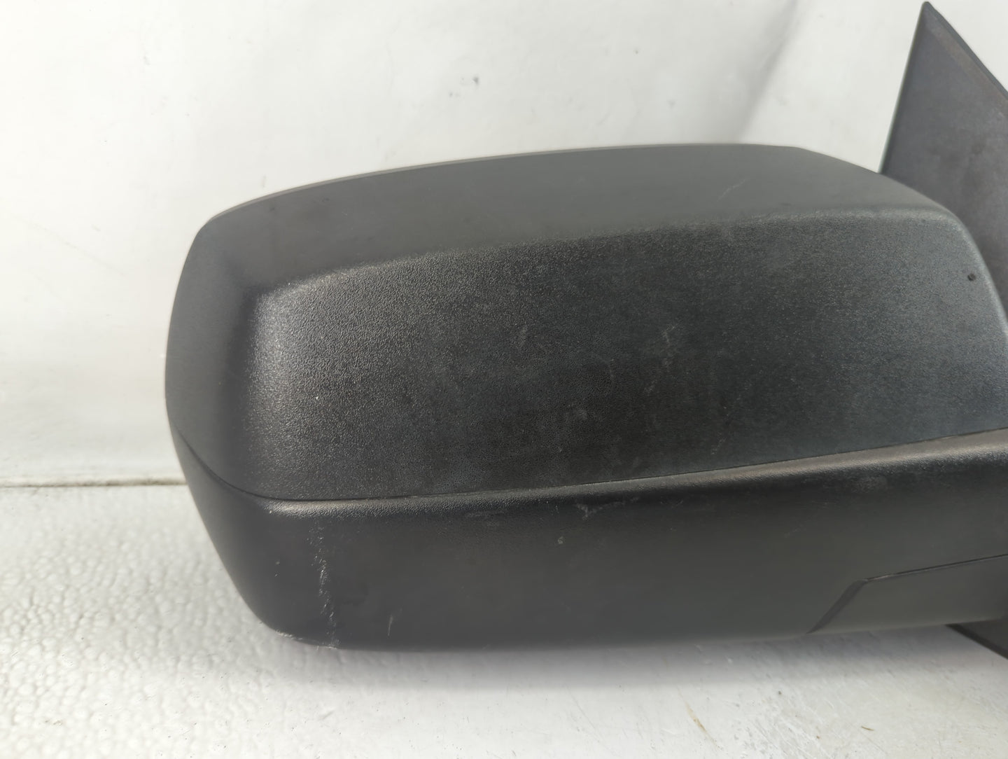 2014 Silverado 1500 Passenger Right Side View Manual Door Mirror - Oemusedautoparts1.com