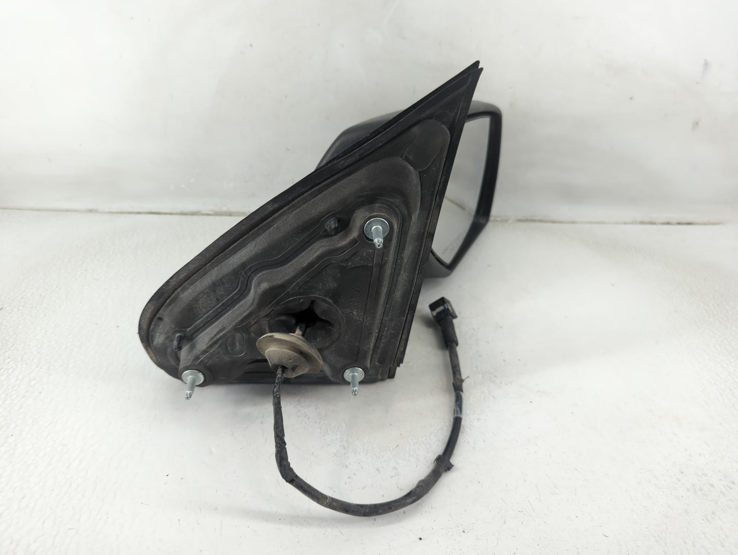 2014 Silverado 1500 Passenger Right Side View Manual Door Mirror - Oemusedautoparts1.com