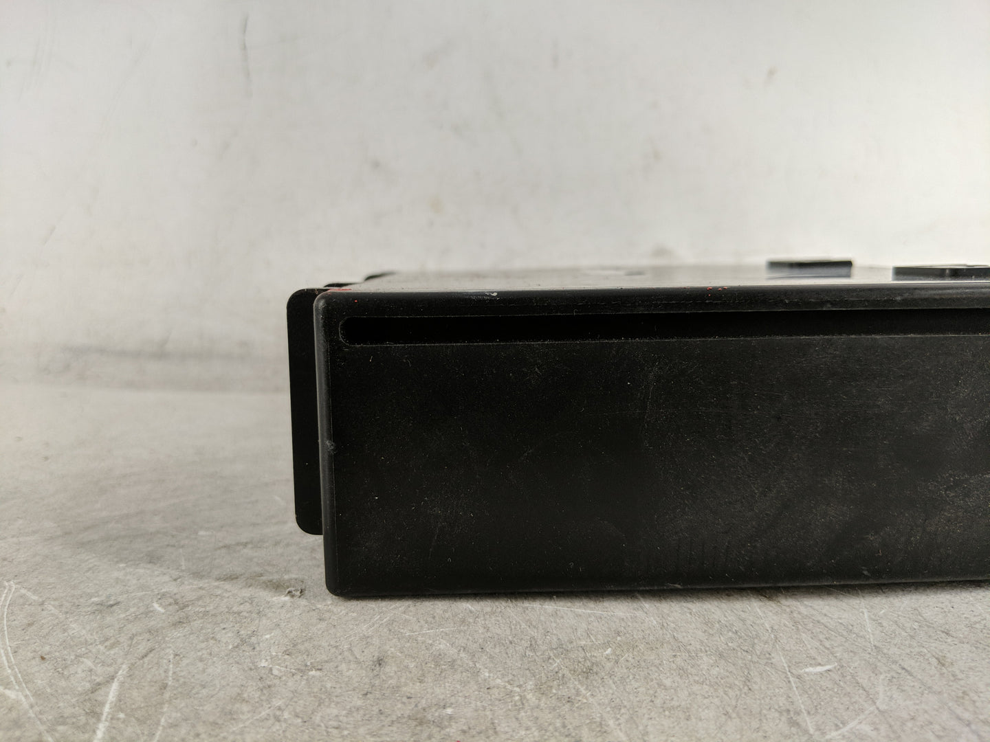 2015 Chevrolet Silverado 1500 Radio AM FM Cd Player Receiver Replacement P/N:13596607 Fits Fits 2016 OEM Used Auto Parts - O