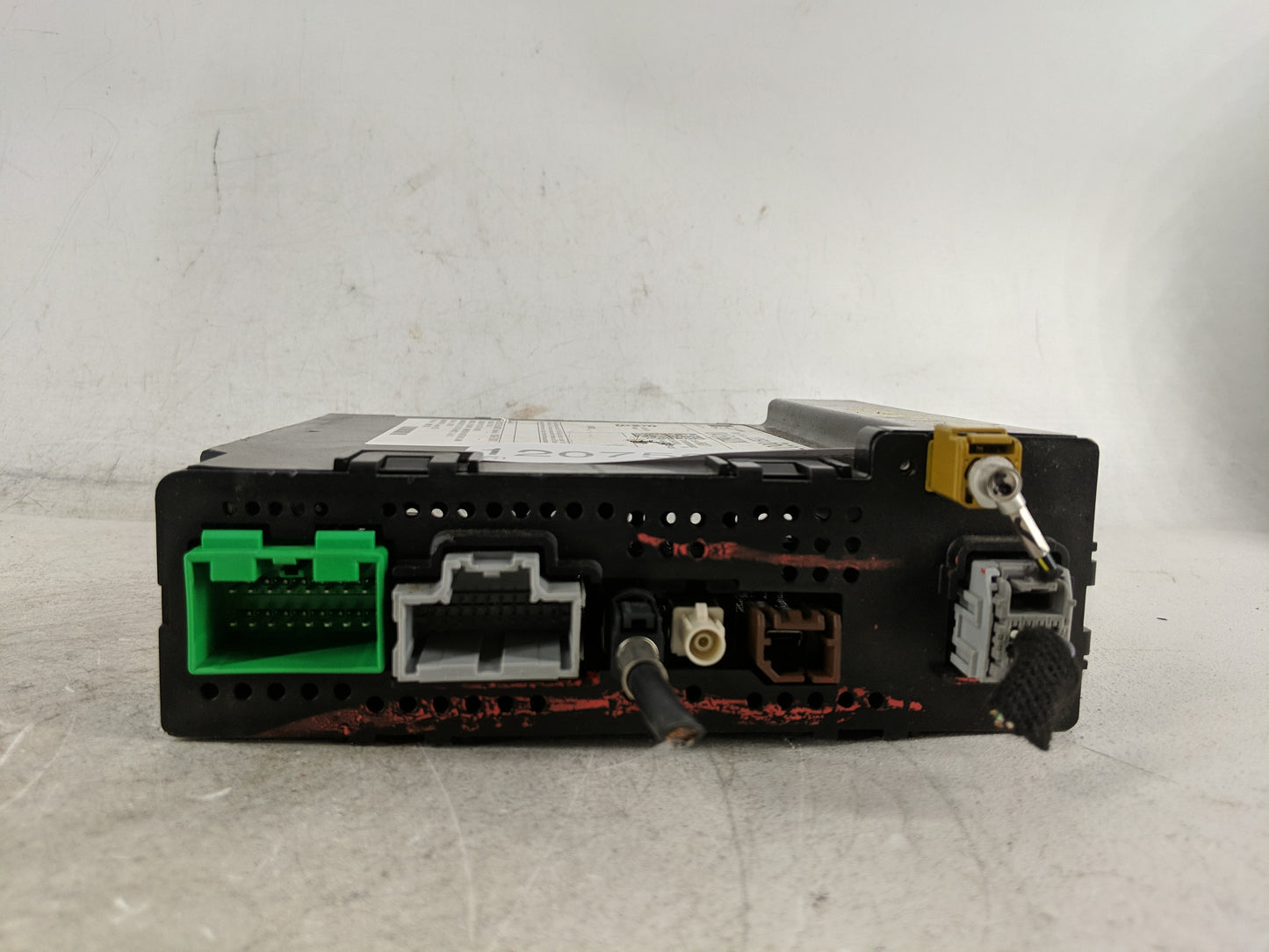 2015 Chevrolet Silverado 1500 Radio AM FM Cd Player Receiver Replacement P/N:13596607 Fits Fits 2016 OEM Used Auto Parts - O