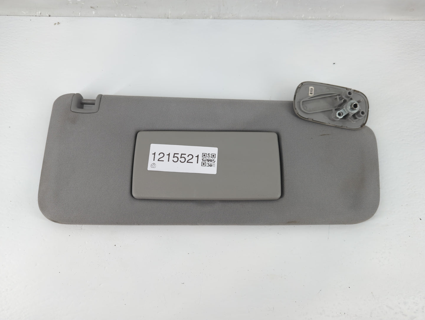 2014-2019 Chevrolet Silverado 1500 Sun Visor Shade Replacement Passenger Right Mirror Fits Fits 2014 2015 2016 2017 2018 201