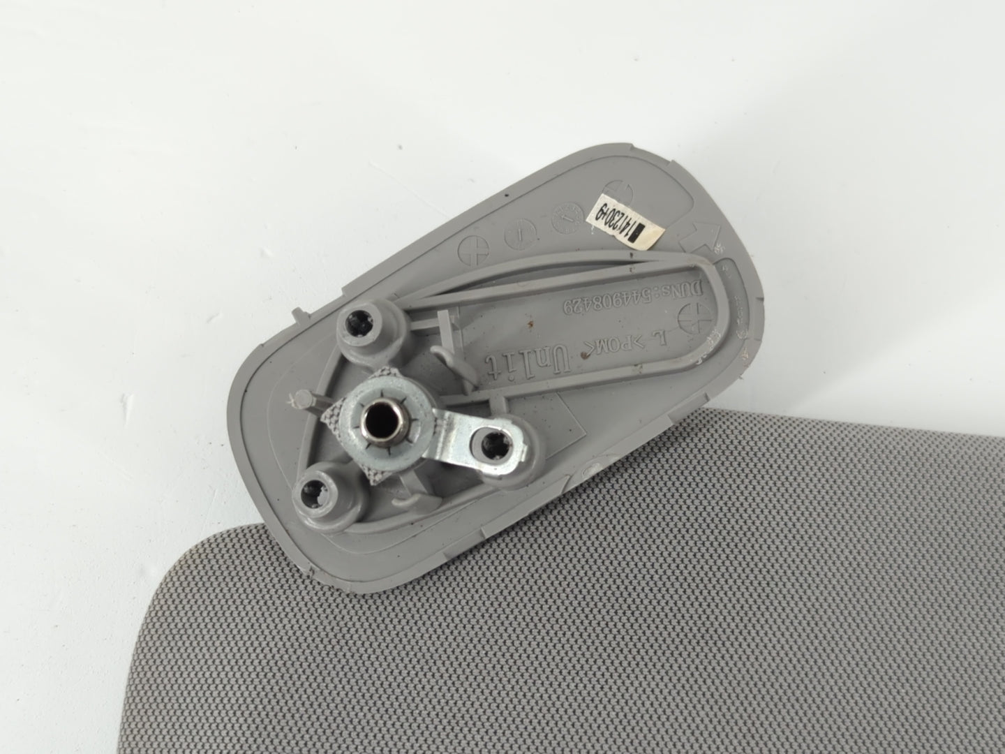 2014-2019 Chevrolet Silverado 1500 Sun Visor Shade Replacement Driver Left Mirror Fits Fits 2014 2015 2016 2017 2018 2019 OE