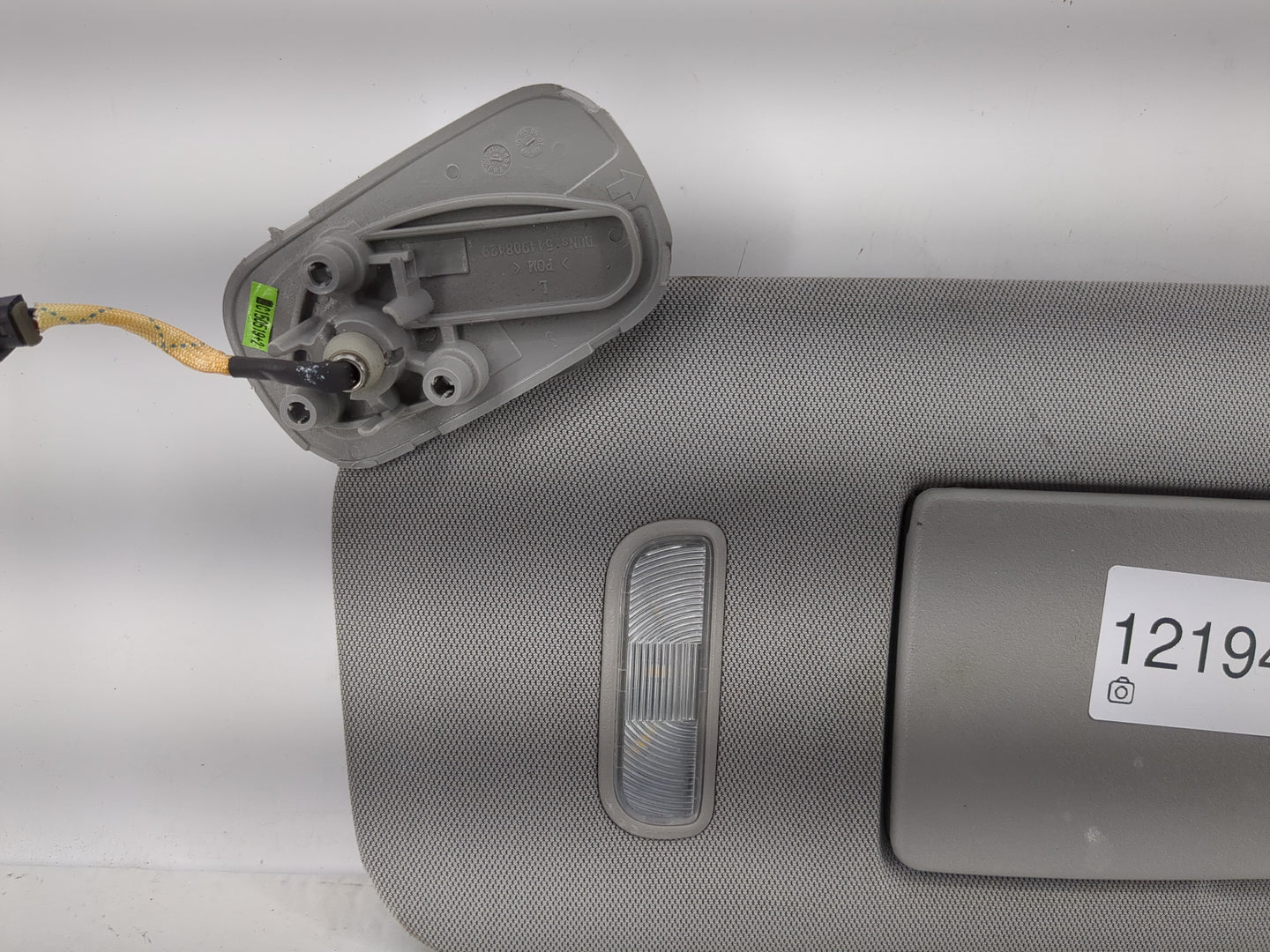 2014-2019 Chevrolet Silverado 1500 Sun Visor Shade Replacement Driver Left Mirror Fits Fits 2014 2015 2016 2017 2018 2019 OE