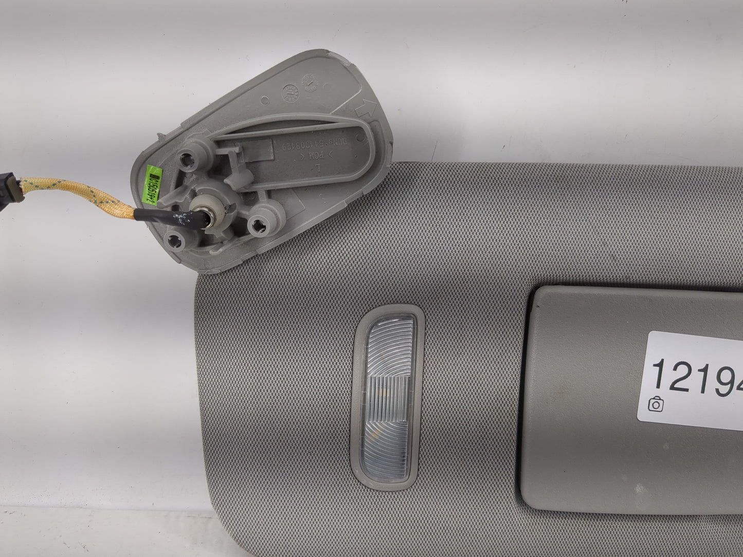 2014-2019 Chevrolet Silverado 1500 Sun Visor Shade Replacement Driver Left Mirror Fits Fits 2014 2015 2016 2017 2018 2019 OE