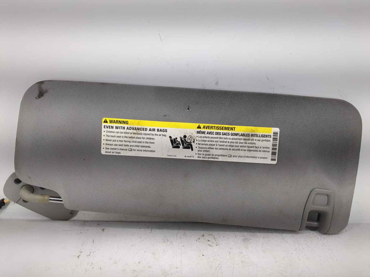 2014-2019 Chevrolet Silverado 1500 Sun Visor Shade Replacement Driver Left Mirror Fits Fits 2014 2015 2016 2017 2018 2019 OE