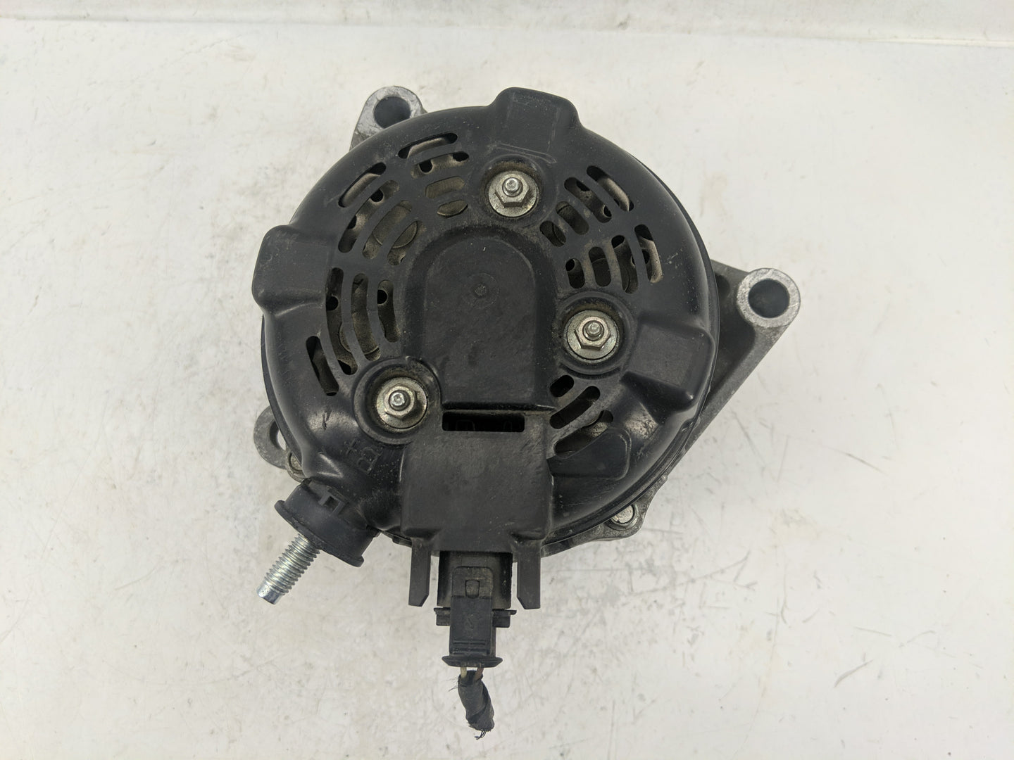 2014-2019 Chevrolet Silverado 1500 Alternator Replacement Generator Charging Assembly Engine OEM P/N:TN104211-9110 23487089 