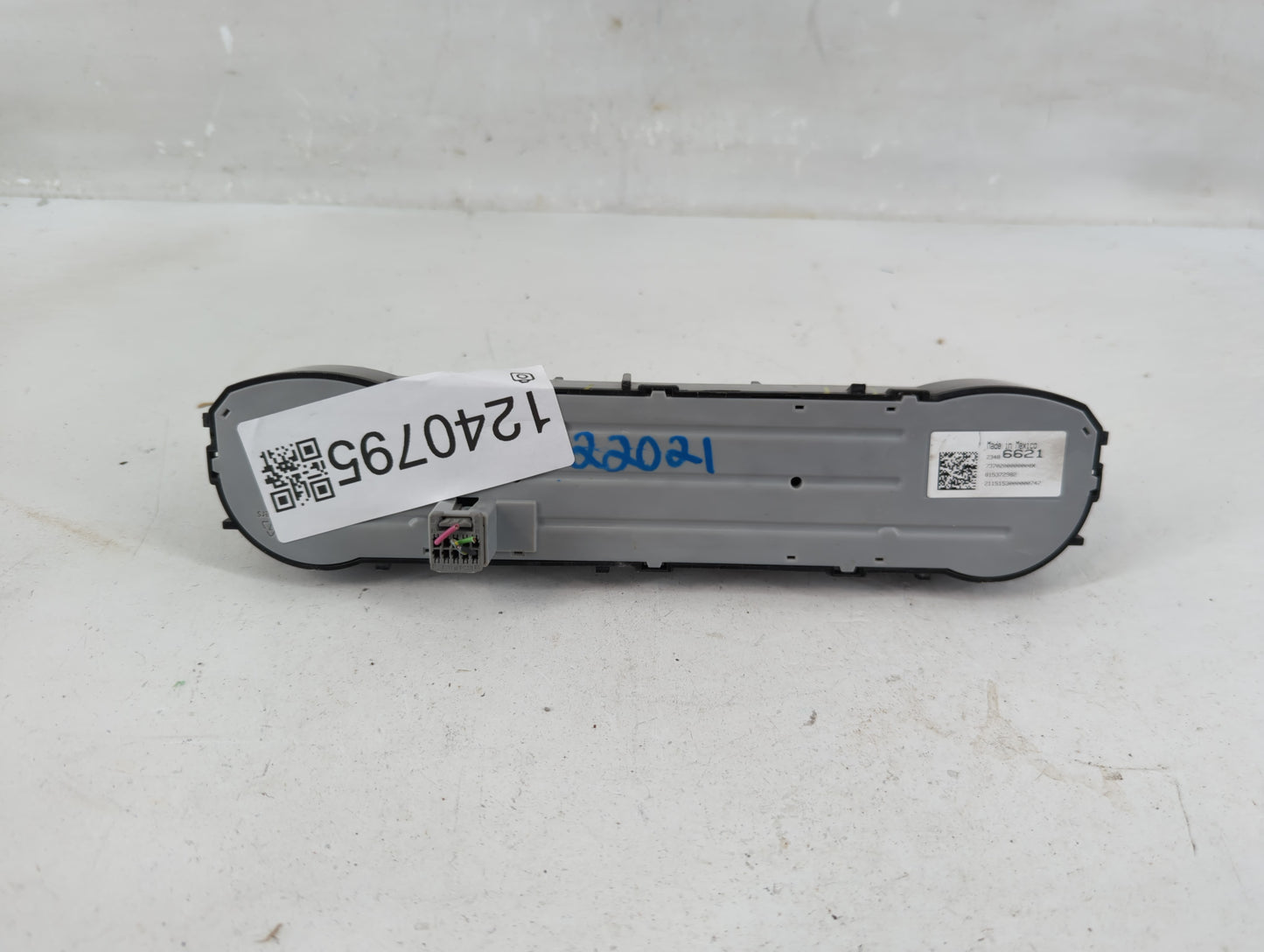 2014-2019 Chevrolet Silverado 1500 Climate Control Module Temperature AC/Heater Replacement P/N:23486621 Fits OEM Used Auto 
