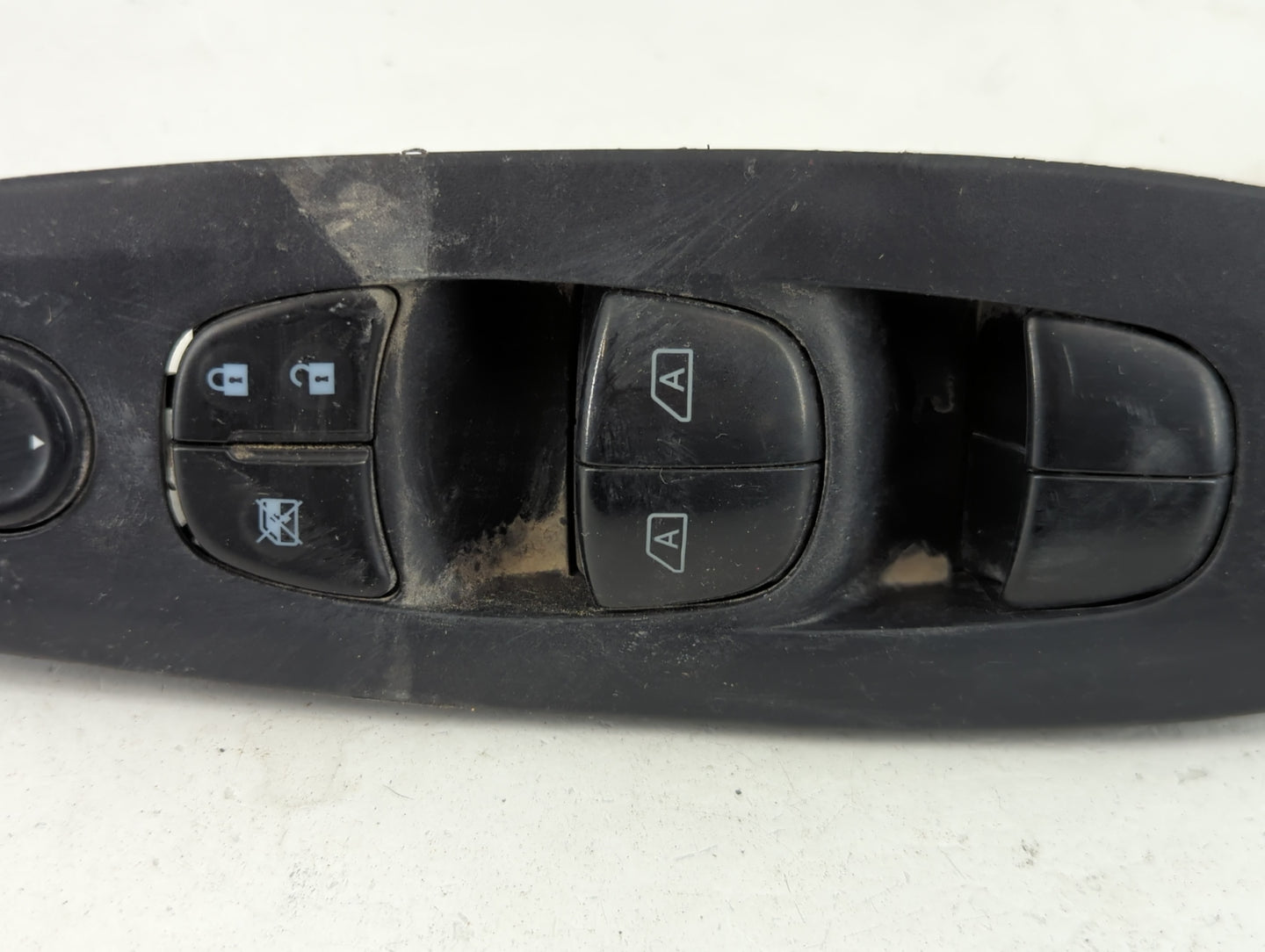 2014-2018 Chevrolet Silverado 1500 Master Power Window Switch Replacement Driver Side Left P/N:25570 3TB2A Fits OEM Used Aut