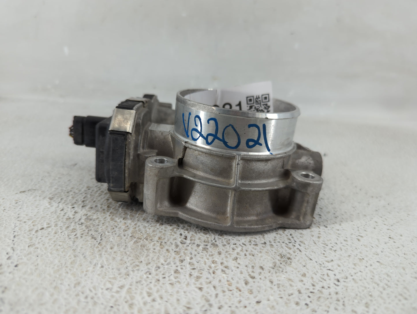 2014-2015 Chevrolet Silverado 1500 Throttle Body P/N:12632171BA Fits Fits 2014 2015 OEM Used Auto Parts - Oemusedautoparts1.