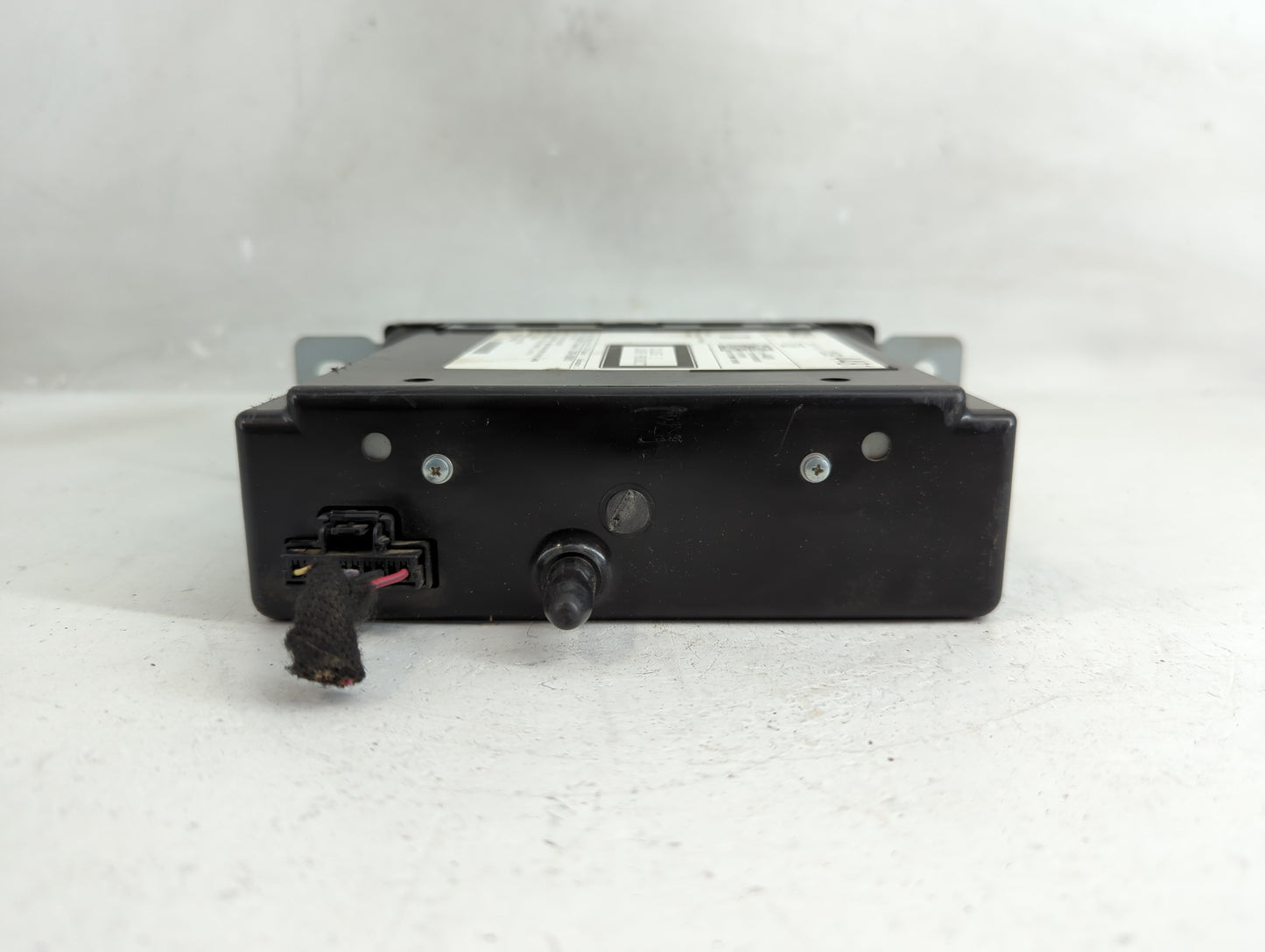 2015 Chevrolet Silverado 1500 Radio AM FM Cd Player Receiver Replacement P/N:13594481 Fits OEM Used Auto Parts - Oemusedauto