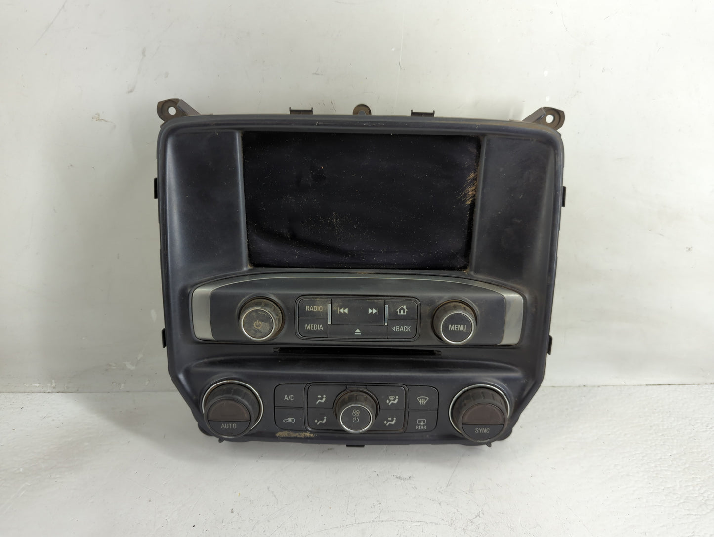 2015 Chevrolet Silverado 1500 Radio AM FM Cd Player Receiver Replacement P/N:23486614 Fits OEM Used Auto Parts - Oemusedauto