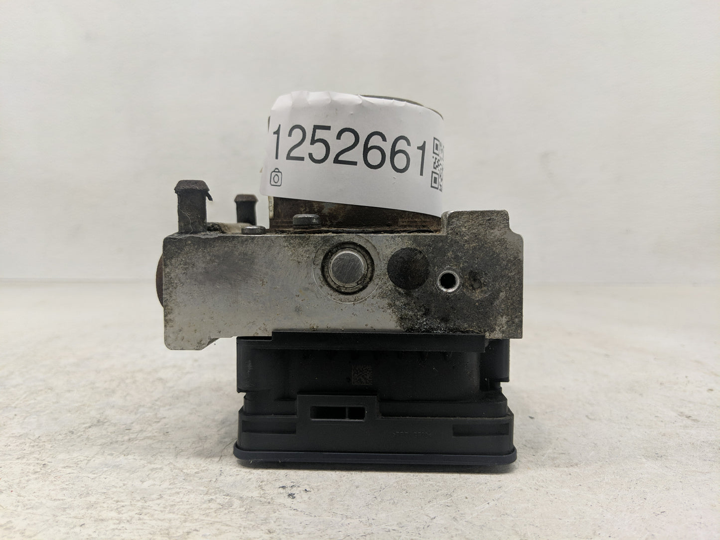 2016 Chevrolet Silverado 1500 ABS Pump Control Module Replacement P/N:23425456 Fits Fits 2017 2018 OEM Used Auto Parts - Oem