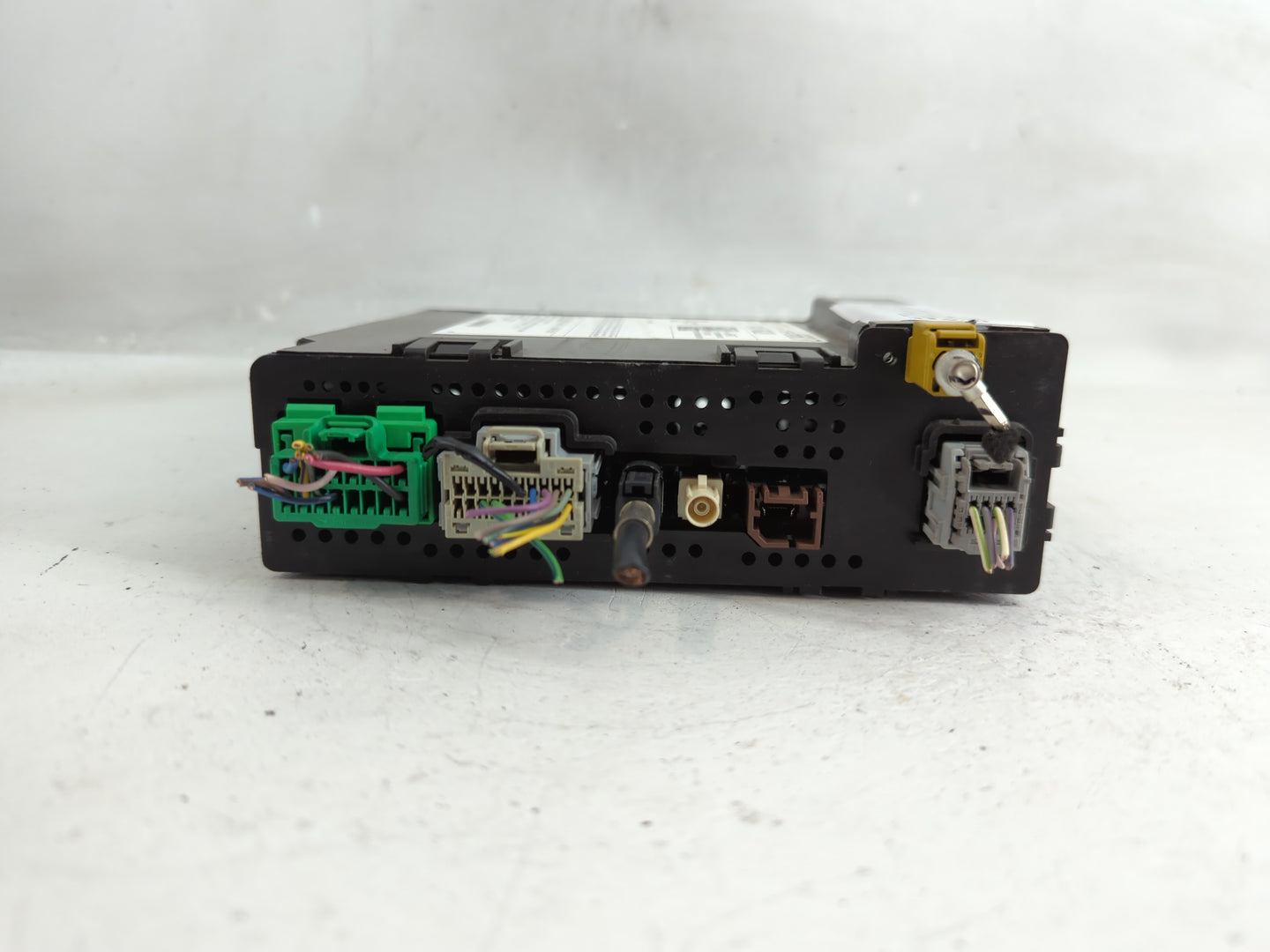 2015 Chevrolet Silverado 1500 Radio AM FM Cd Player Receiver Replacement P/N:13596607 Fits Fits 2016 OEM Used Auto Parts - O