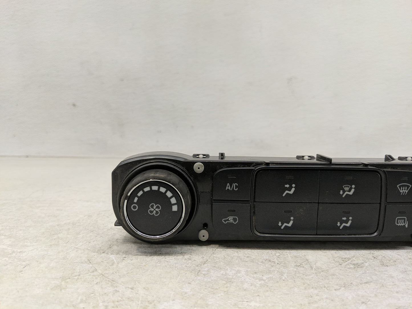 2014-2019 Chevrolet Silverado 1500 Climate Control Module Temperature AC/Heater Replacement P/N:84164475 23486614 Fits OEM U