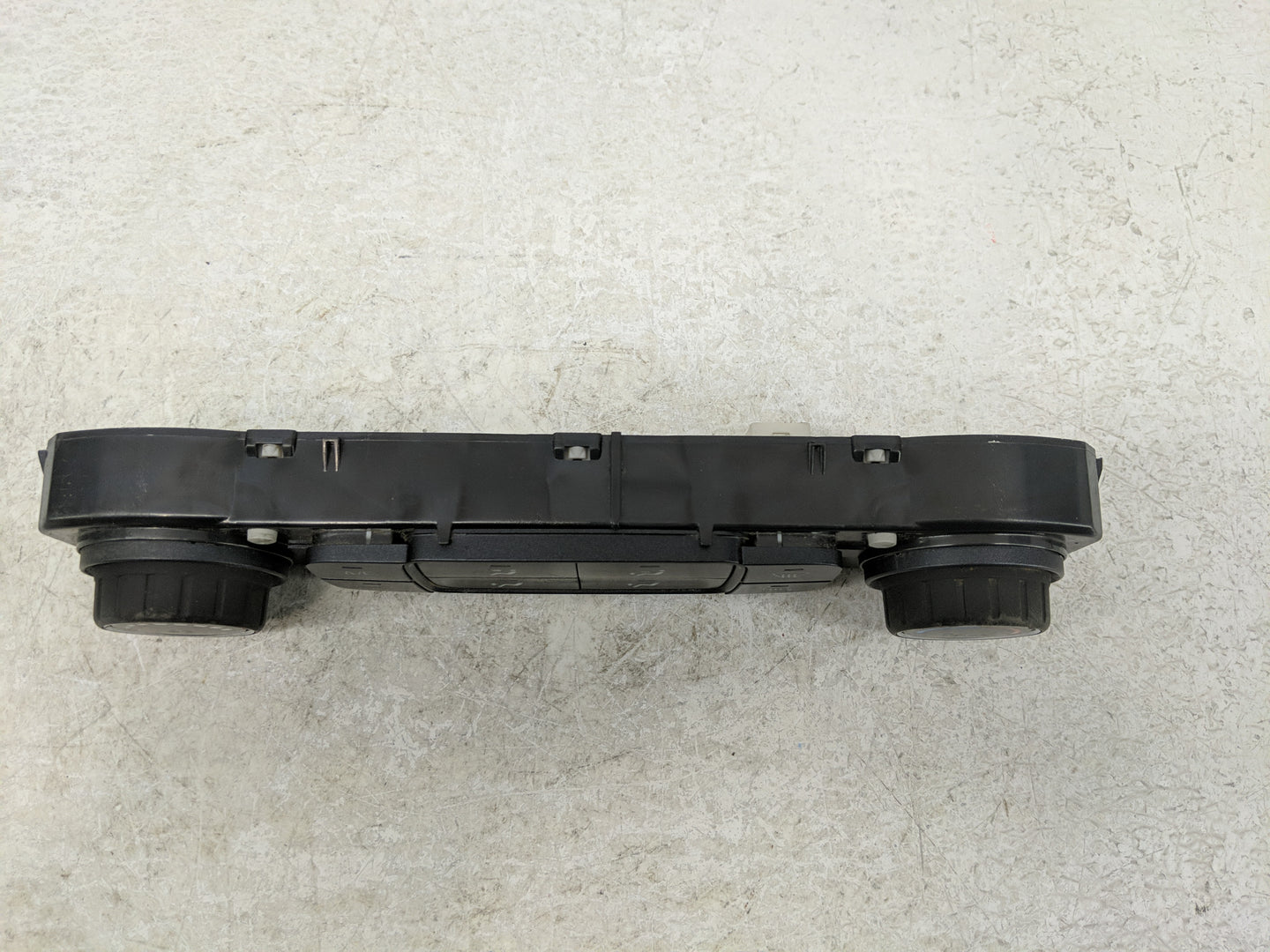 2014-2019 Chevrolet Silverado 1500 Climate Control Module Temperature AC/Heater Replacement P/N:84164475 23486614 Fits OEM U