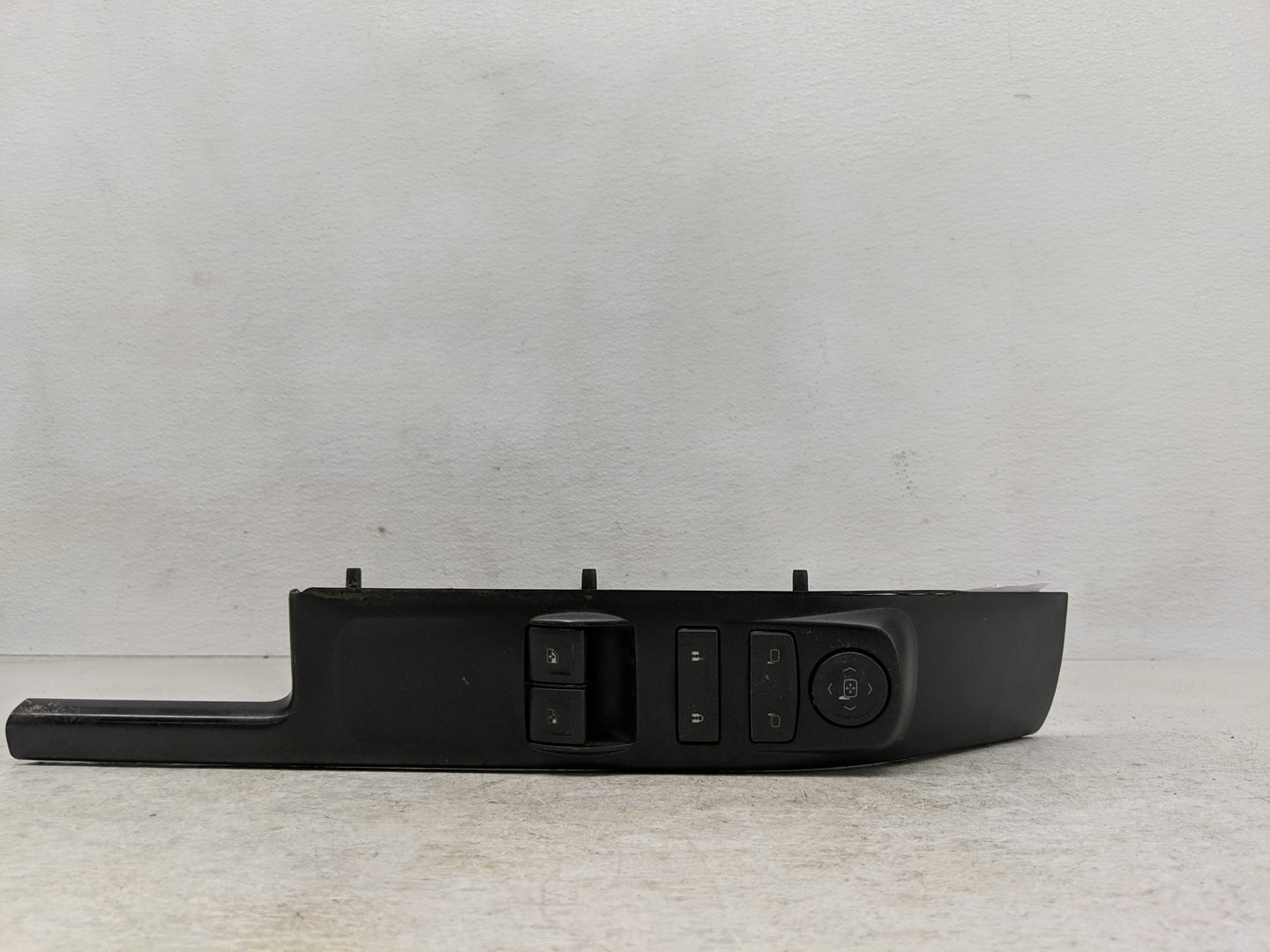 2014-2018 Chevrolet Silverado 1500 Master Power Window Switch Replacement Driver Side Left P/N:5310 001722 23154700 Fits OEM