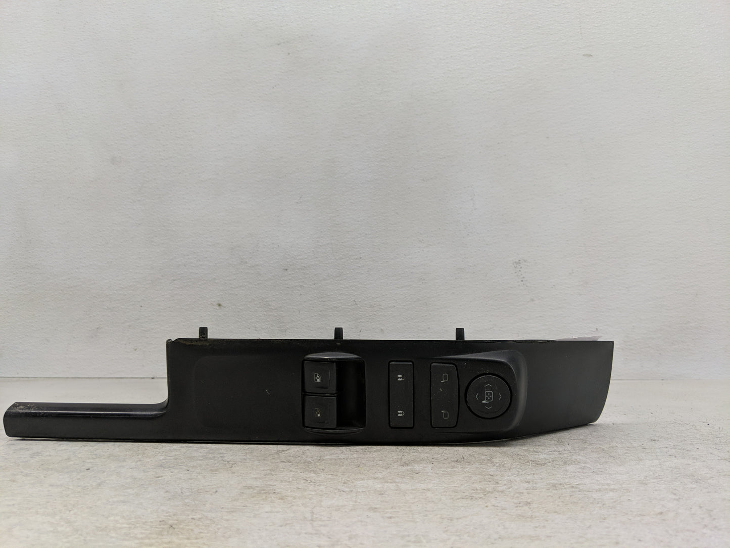 2014-2018 Chevrolet Silverado 1500 Master Power Window Switch Replacement Driver Side Left P/N:5310 001722 23154700 Fits OEM