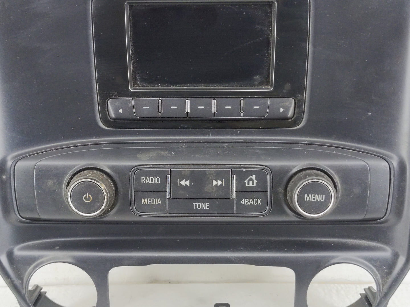 2015-2015 Chevrolet Silverado 1500 Radio Control Panel - Oemusedautoparts1.com
