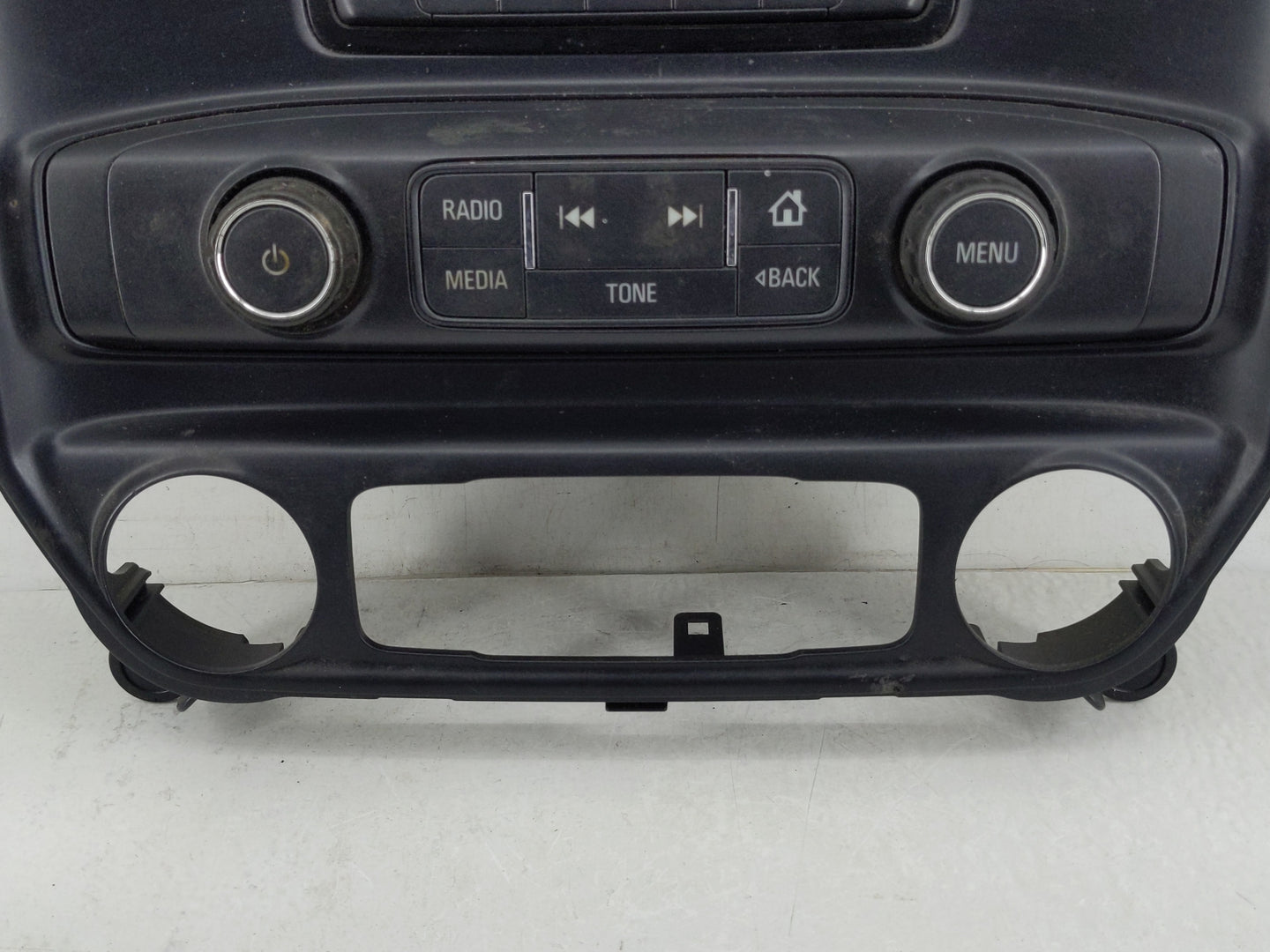2015-2015 Chevrolet Silverado 1500 Radio Control Panel - Oemusedautoparts1.com