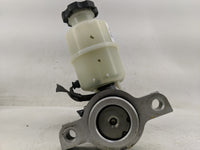 2014-2019 Chevrolet Silverado 1500 Brake Master Cylinder 1311391 - Oemusedautoparts1.com