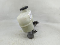 2014-2019 Chevrolet Silverado 1500 Brake Master Cylinder 1312490 - Oemusedautoparts1.com