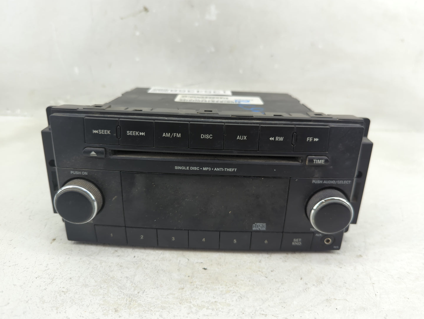 2015 Chevrolet Silverado 1500 Radio AM FM Cd Player Receiver Replacement P/N:P05091195AA Fits OEM Used Auto Parts - Oemuseda