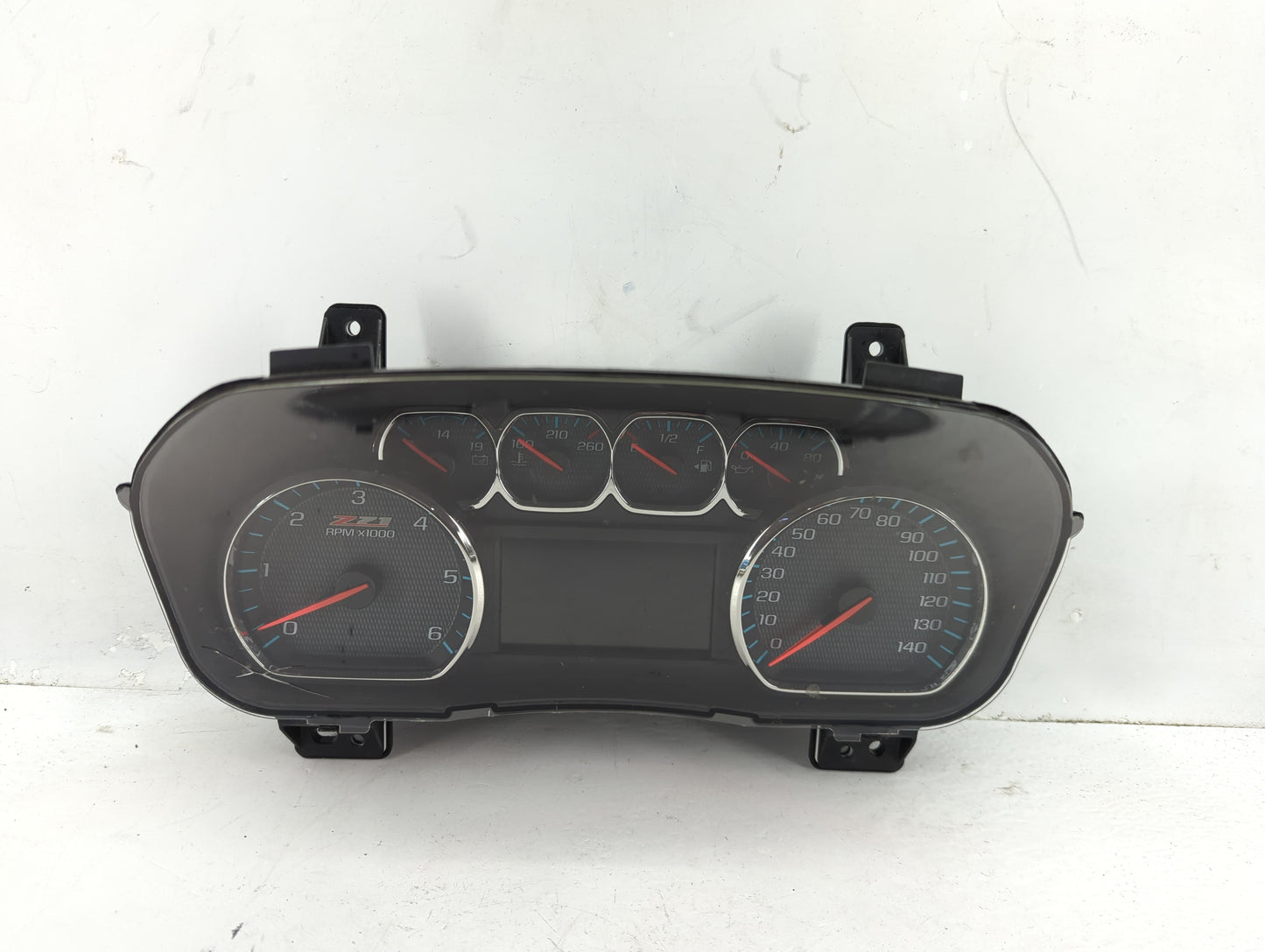 2014-2015 Chevrolet Silverado 1500 Instrument Cluster Speedometer Gauges P/N:812812097 23259637 Fits Fits 2014 2015 OEM Used