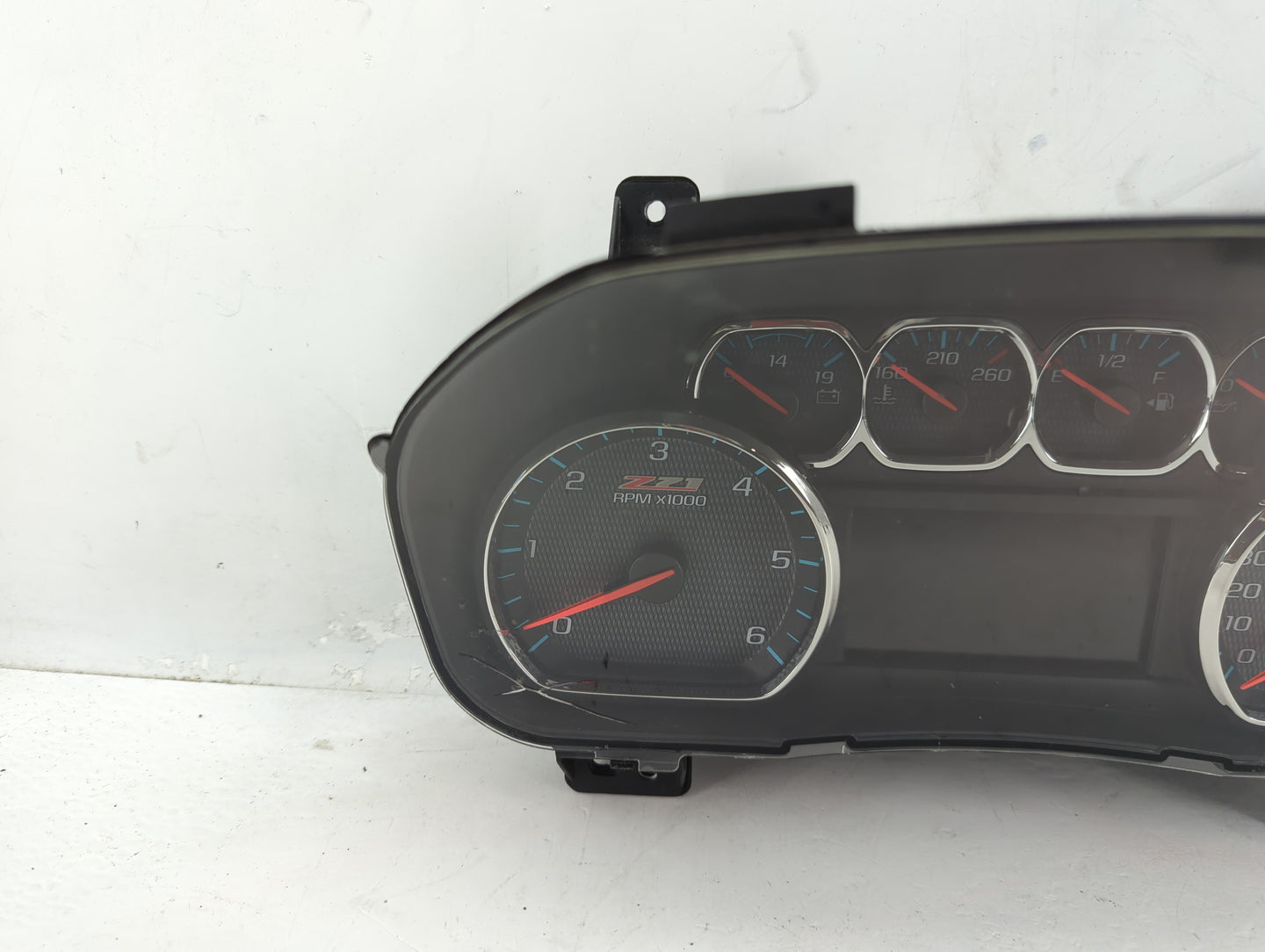 2014-2015 Chevrolet Silverado 1500 Instrument Cluster Speedometer Gauges P/N:812812097 23259637 Fits Fits 2014 2015 OEM Used