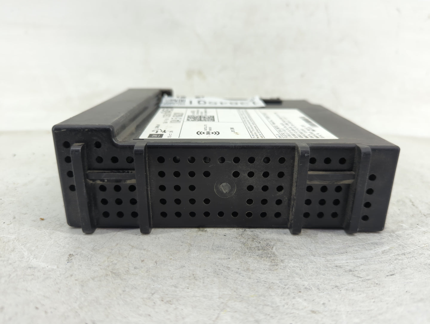 2015 Chevrolet Silverado 1500 Radio AM FM Cd Player Receiver Replacement P/N:812425551 13506455 Fits Fits 2016 OEM Used Auto