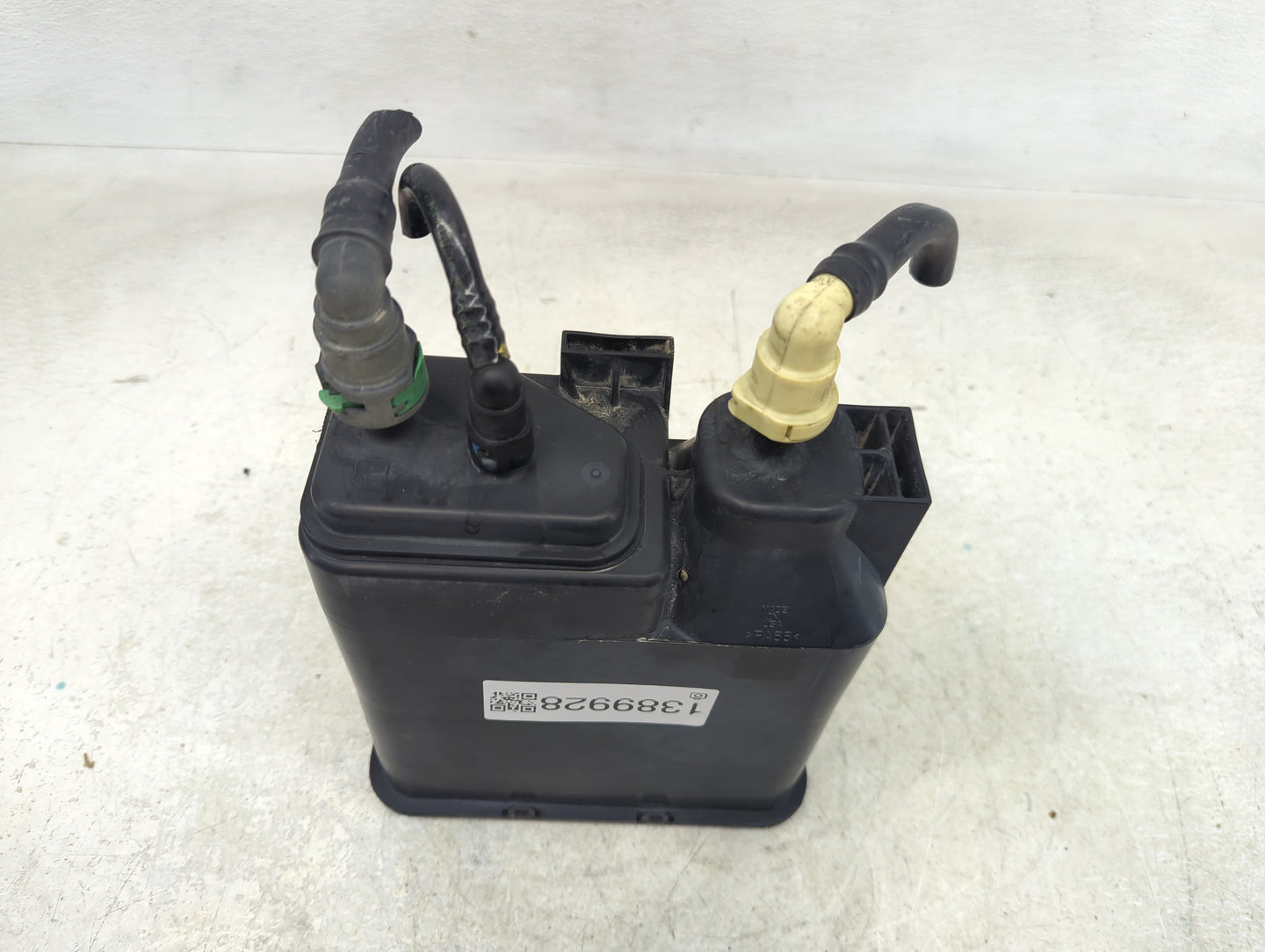 2015 Chevrolet Silverado 1500 Fuel Vapor Charcoal Canister - Oemusedautoparts1.com