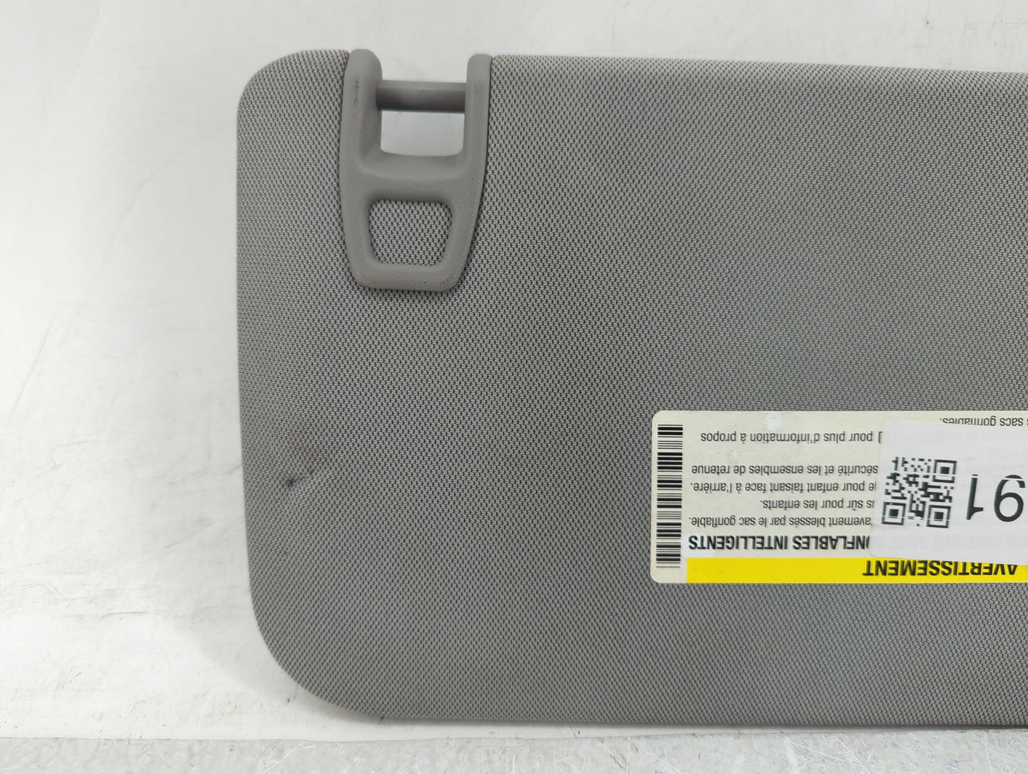 2014-2019 Chevrolet Silverado 1500 Sun Visor Shade Replacement Driver Left Mirror Fits Fits 2014 2015 2016 2017 2018 2019 OE