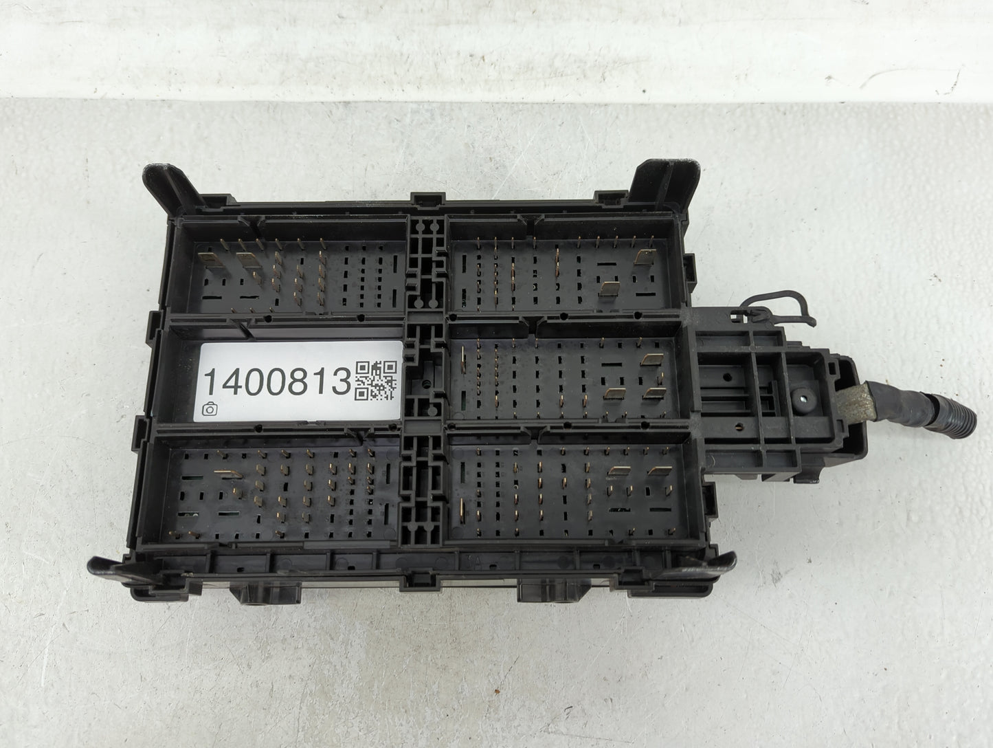 2016-2017 Chevrolet Silverado 1500 Fusebox Fuse Box Panel Relay Module P/N:23285566-01 Fits Fits 2016 2017 OEM Used Auto Par